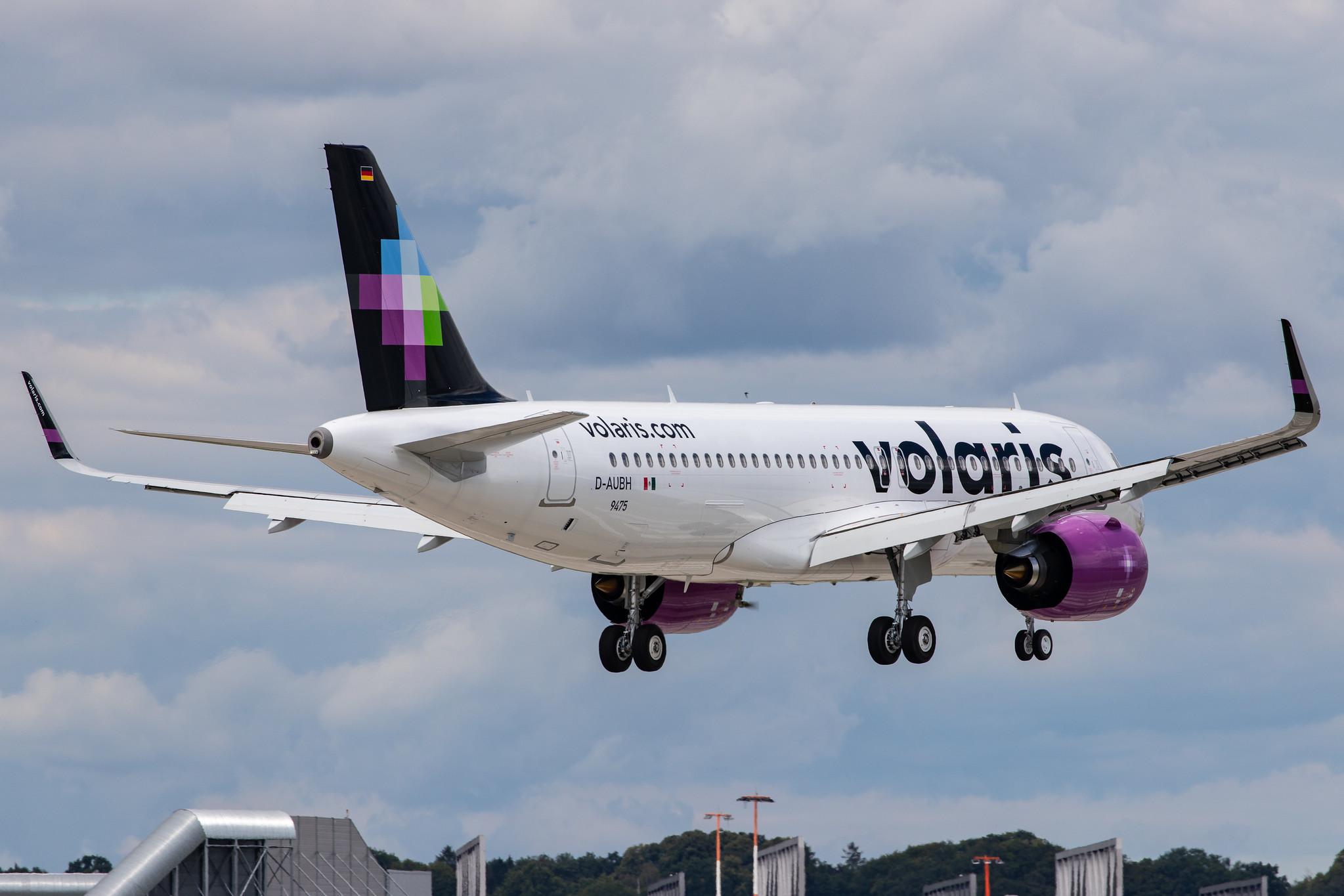 Hamburg Finkenwerder: Volaris (Y4 / VOI) |  Airbus A320-271N A20N | D-AUBH | MSN 9475 (XA-VRP)