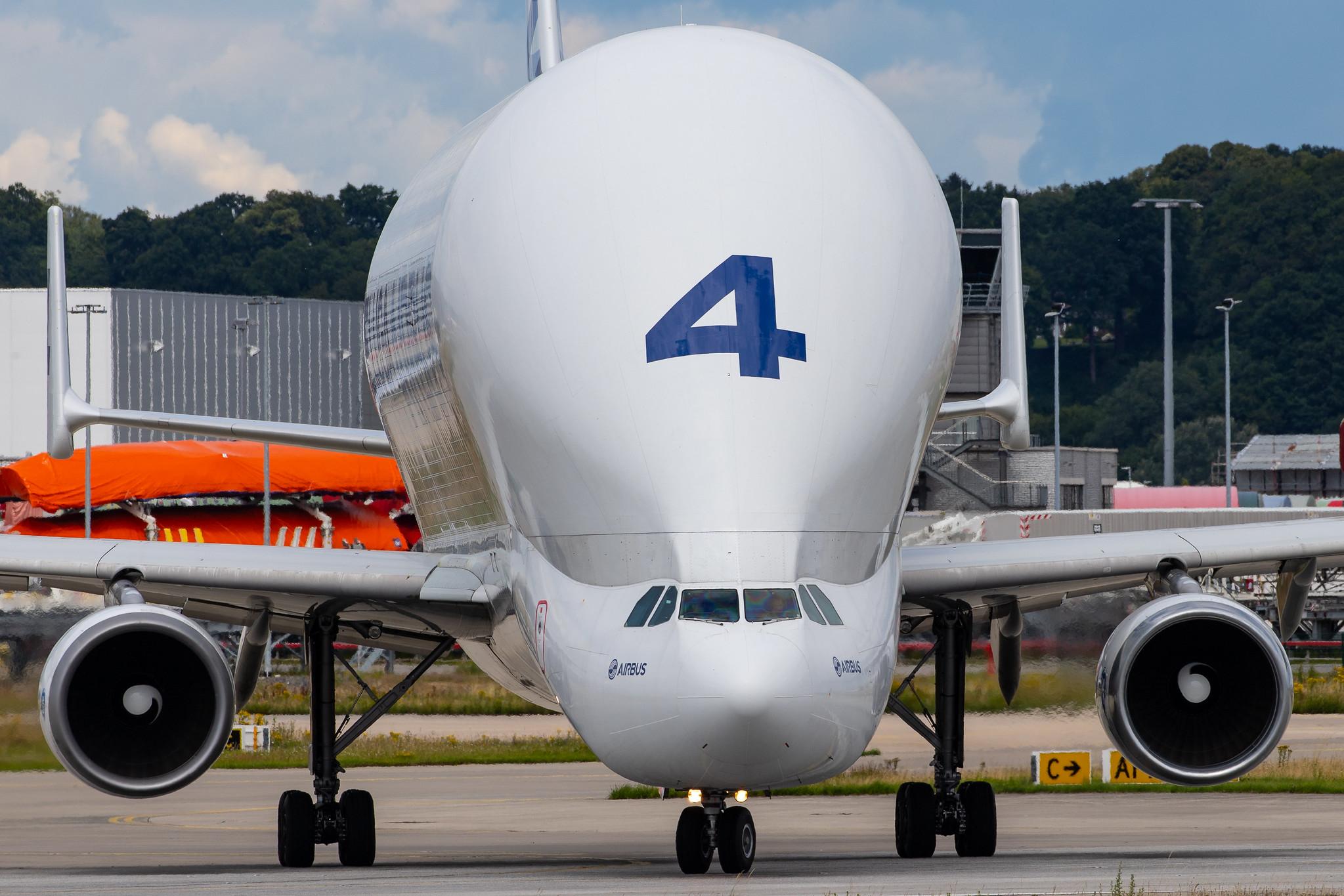 Hamburg Finkenwerder: Airbus Transport International (4Y / BGA) |  Airbus A300-608ST Beluga A3ST | F-GSTD | MSN 776