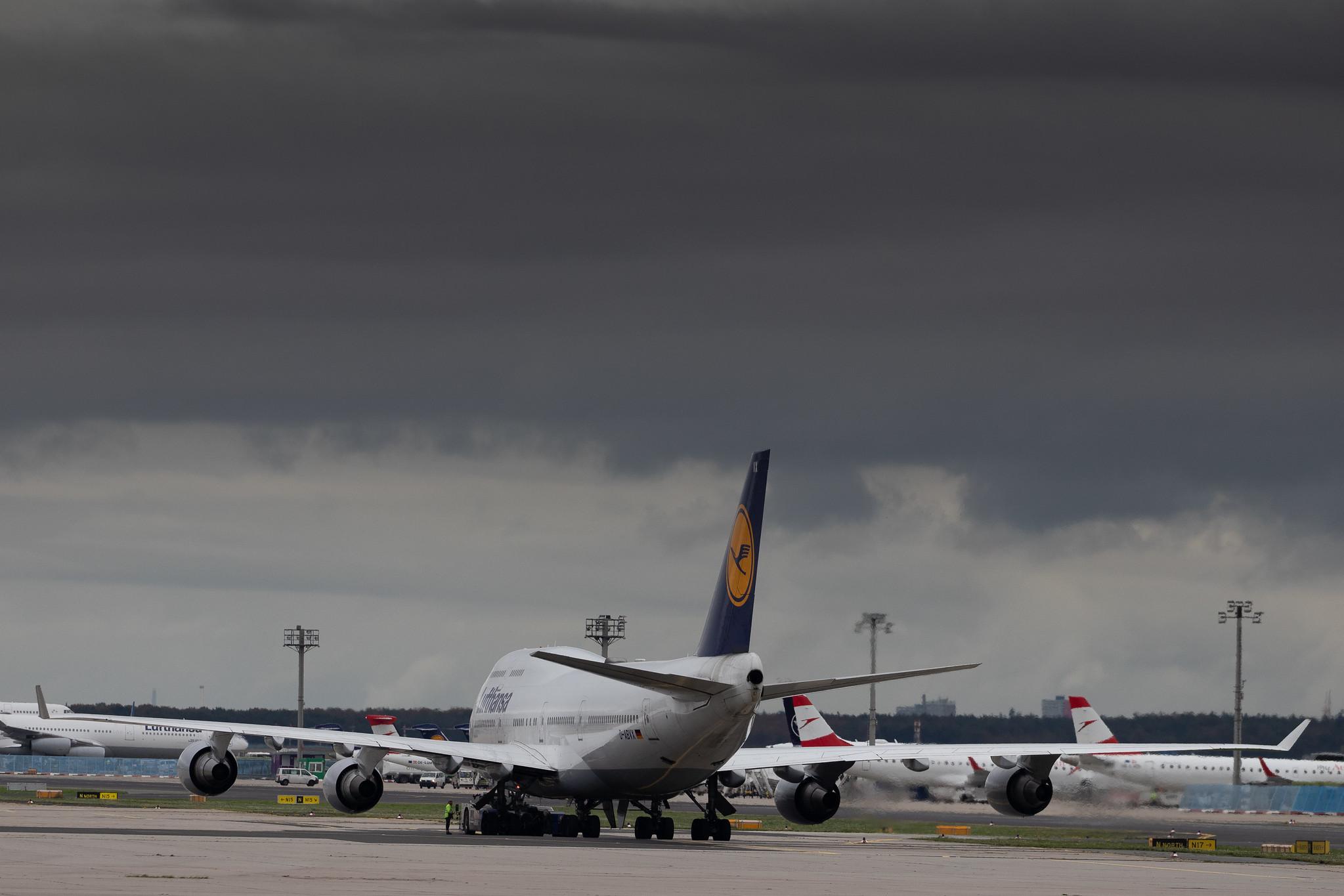 Frankfurt Airport: Lufthansa (LH / DLH) |  Boeing 747-430 B744 | D-ABVX | MSN 29868