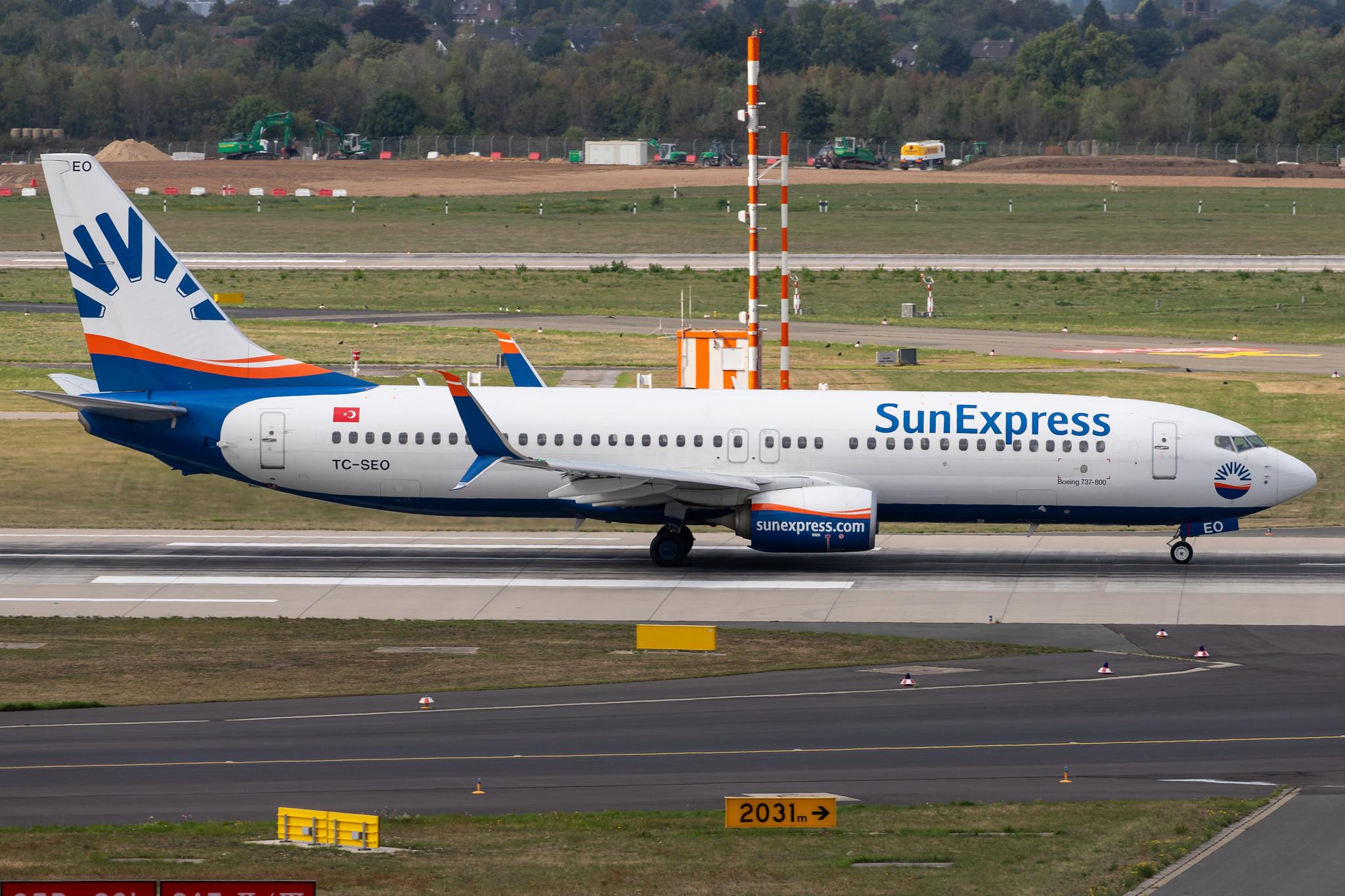 Düsseldorf Airport: SunExpress (XQ / SXS) |  Boeing 737-8HC B738 | TC-SEO | MSN 61178