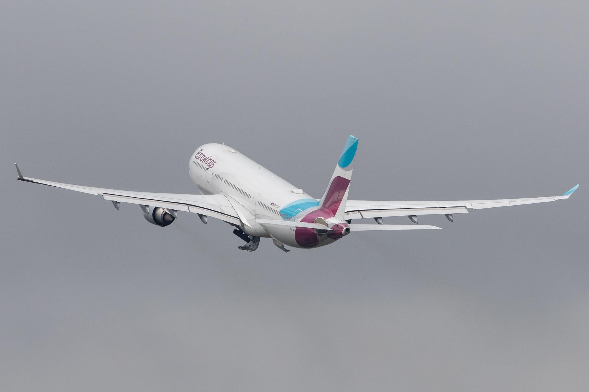 Düsseldorf Airport: Eurowings (EW / EWG) | Operator: SunExpress Deutschland |  Airbus A330-203 A332 | D-AXGE | MSN 0612