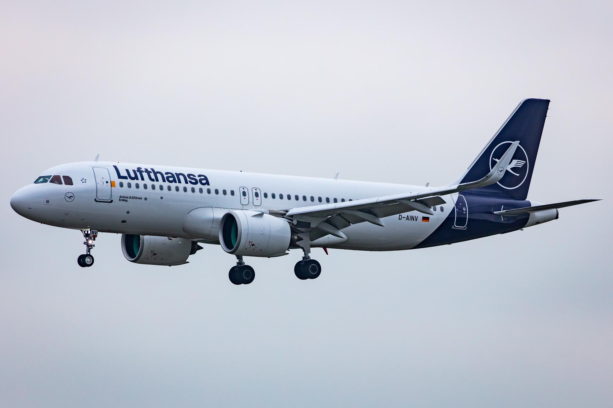 Hamburg Airport: Lufthansa (LH / DLH) |  Airbus A320-271N A20N | D-AINV | MSN 9071