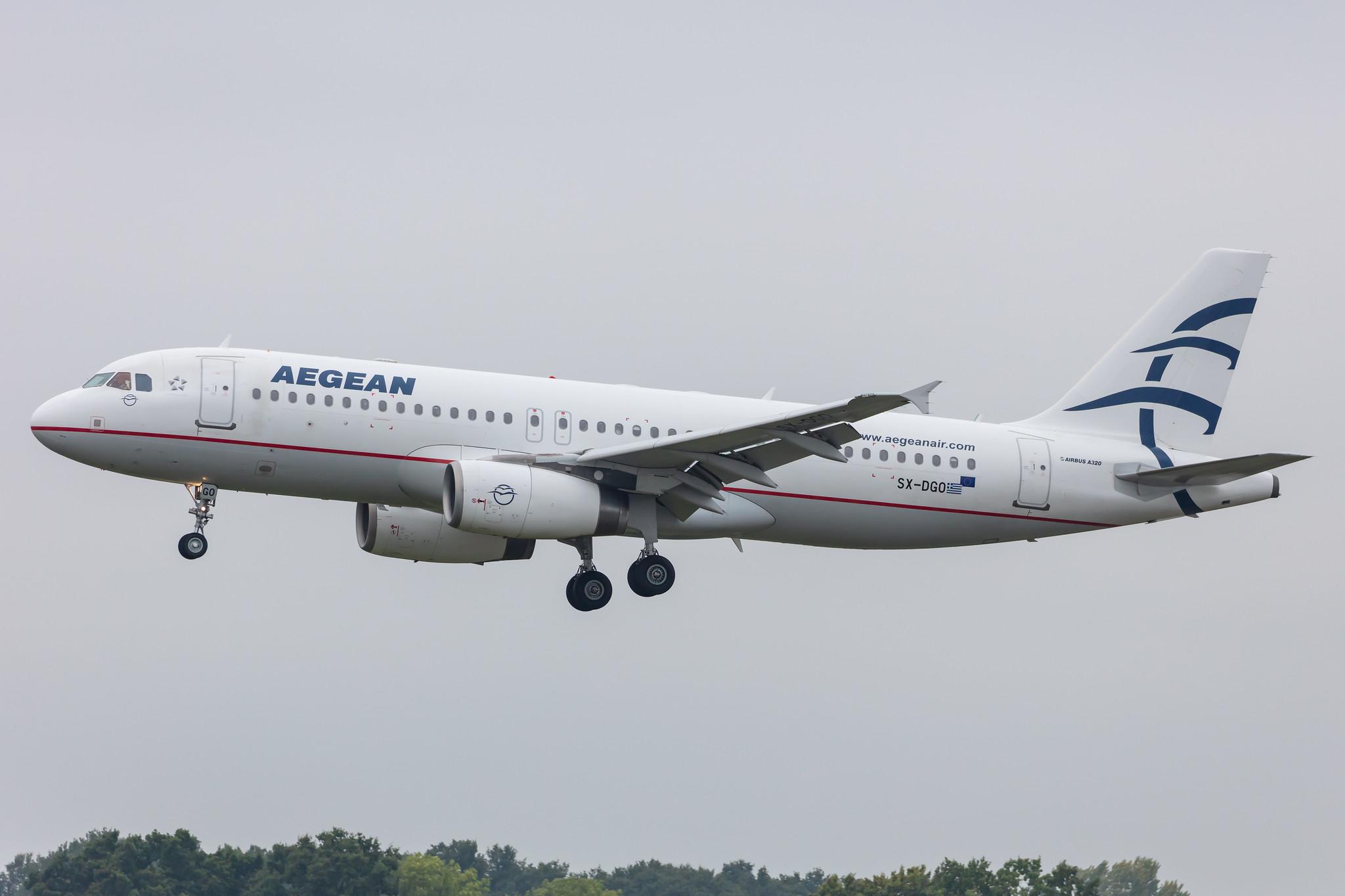 Hamburg Airport: Aegean Airlines (A3 / AEE) |  Airbus A320-232 A320 | SX-DGO | MSN 3519