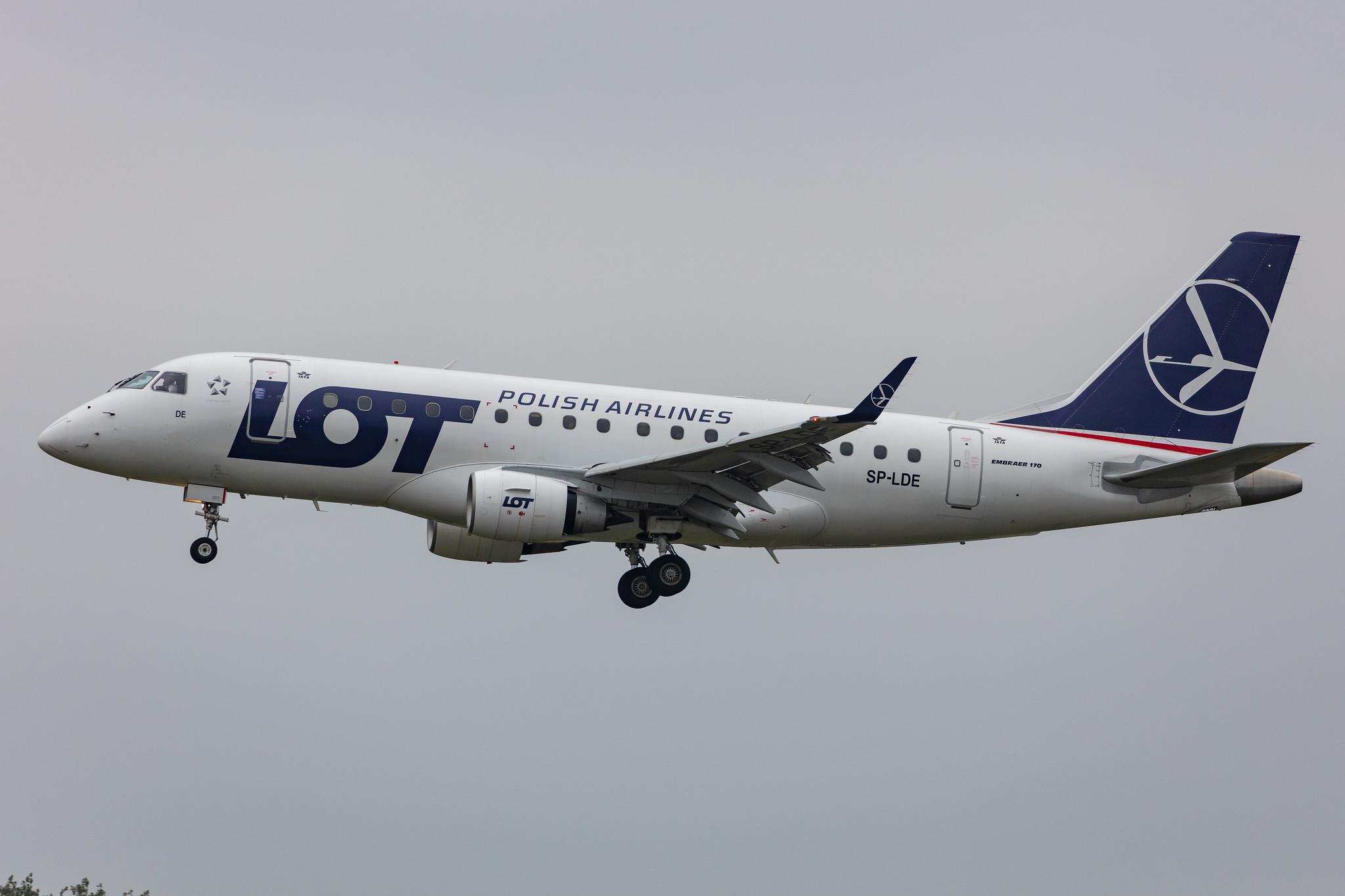 Hamburg Airport: LOT (LO / LOT) |  Embraer E170STD E170 | SP-LDE | MSN 17000029