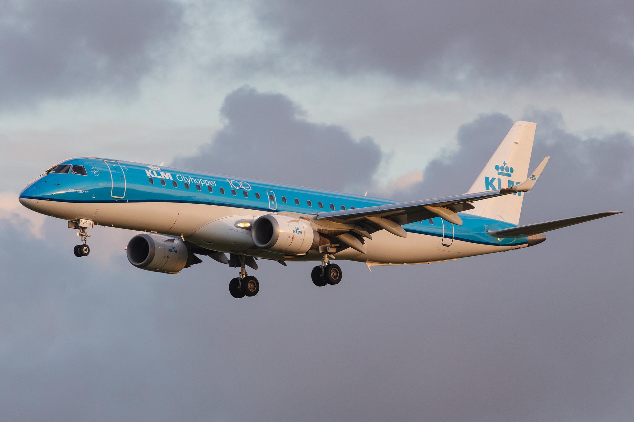Amsterdam Airport Schiphol: KLM (KL / KLM) | Operator: KLM Cityhopper |  Embraer E190STD E190 | PH-EZE | MSN 19000288