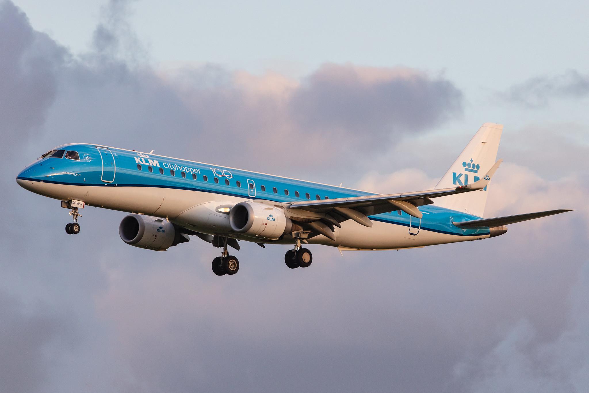 Amsterdam Airport Schiphol: KLM (KL / KLM) | Operator: KLM Cityhopper |  Embraer E190STD E190 | PH-EXC | MSN 19000659