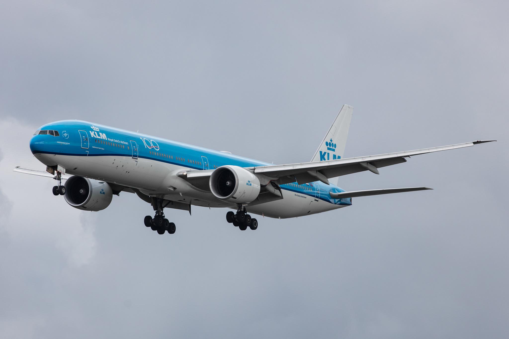 Amsterdam Airport Schiphol: KLM (KL / KLM) |  Boeing 777-306(ER) B77W | PH-BVN | MSN 44549