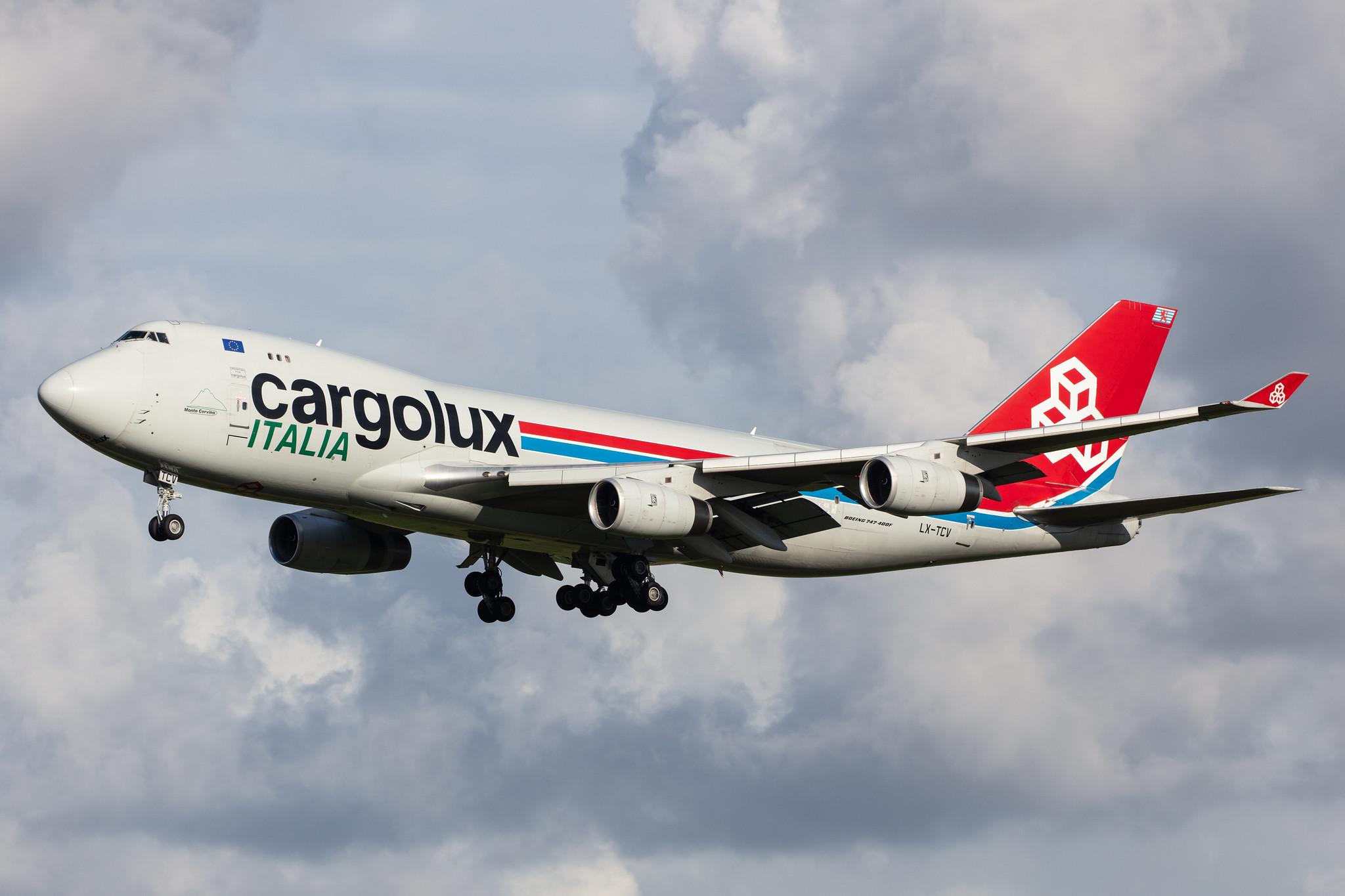 Amsterdam Airport Schiphol: Cargolux Italia (C8 / ICV) |  Boeing 747-4R7(F) B744 | LX-TCV | MSN 30401