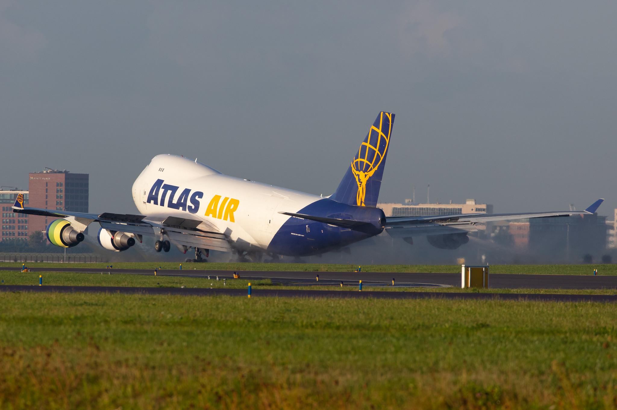 Amsterdam Airport Schiphol: Atlas Air (5Y / GTI) |  Boeing 747-47U(F) B744 | N408MC | MSN 29261