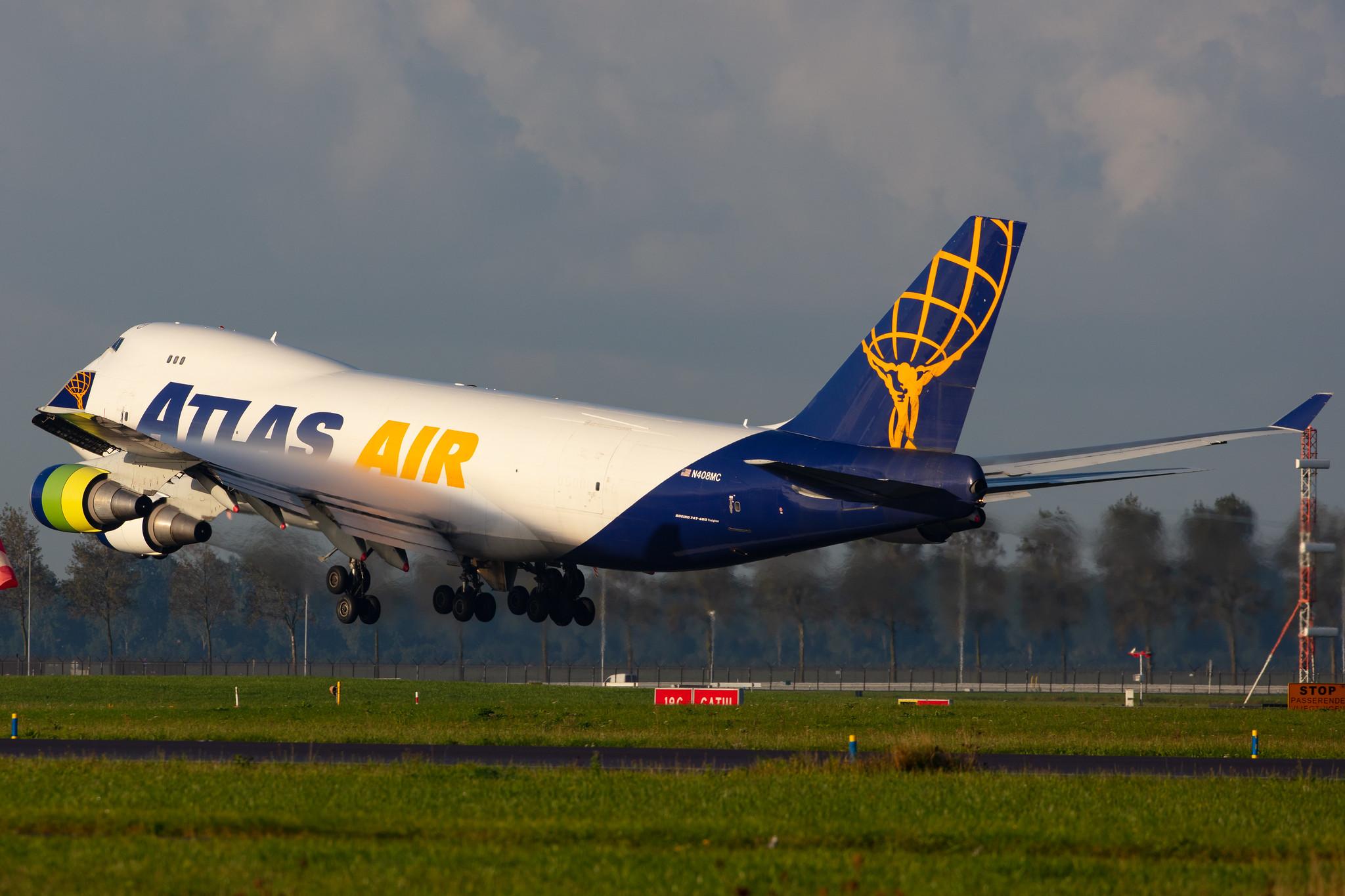 Amsterdam Airport Schiphol: Atlas Air (5Y / GTI) |  Boeing 747-47U(F) B744 | N408MC | MSN 29261