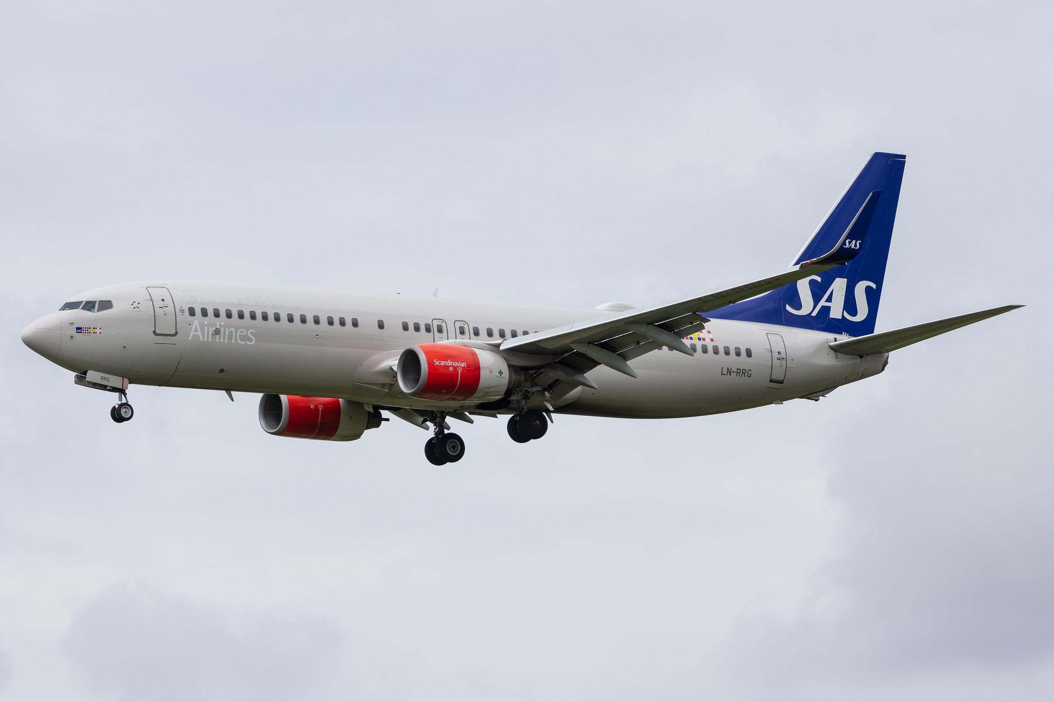 Amsterdam Airport Schiphol: SAS (SK / SAS) |  Boeing 737-85P B738 | LN-RRG | MSN 35708
