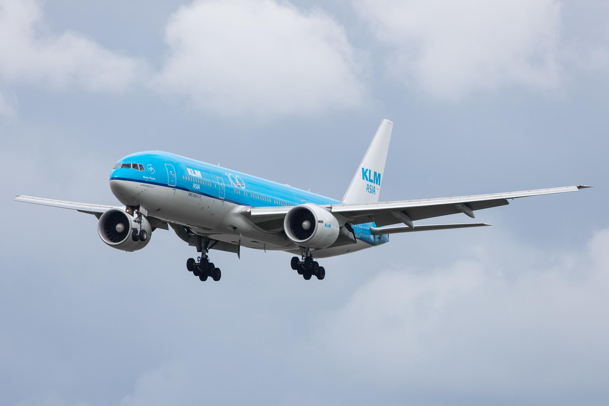 Amsterdam Airport Schiphol: KLM (KL / KLM) |  Boeing 777-206(ER) B772 | PH-BQM | MSN 34712