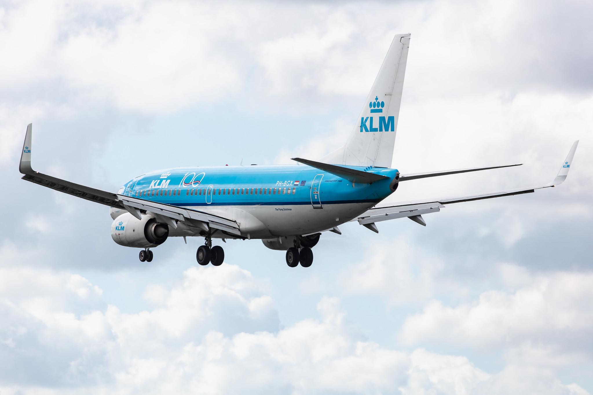Amsterdam Airport Schiphol: KLM (KL / KLM) |  Boeing 737-7K2 B737 | PH-BGX | MSN 38635