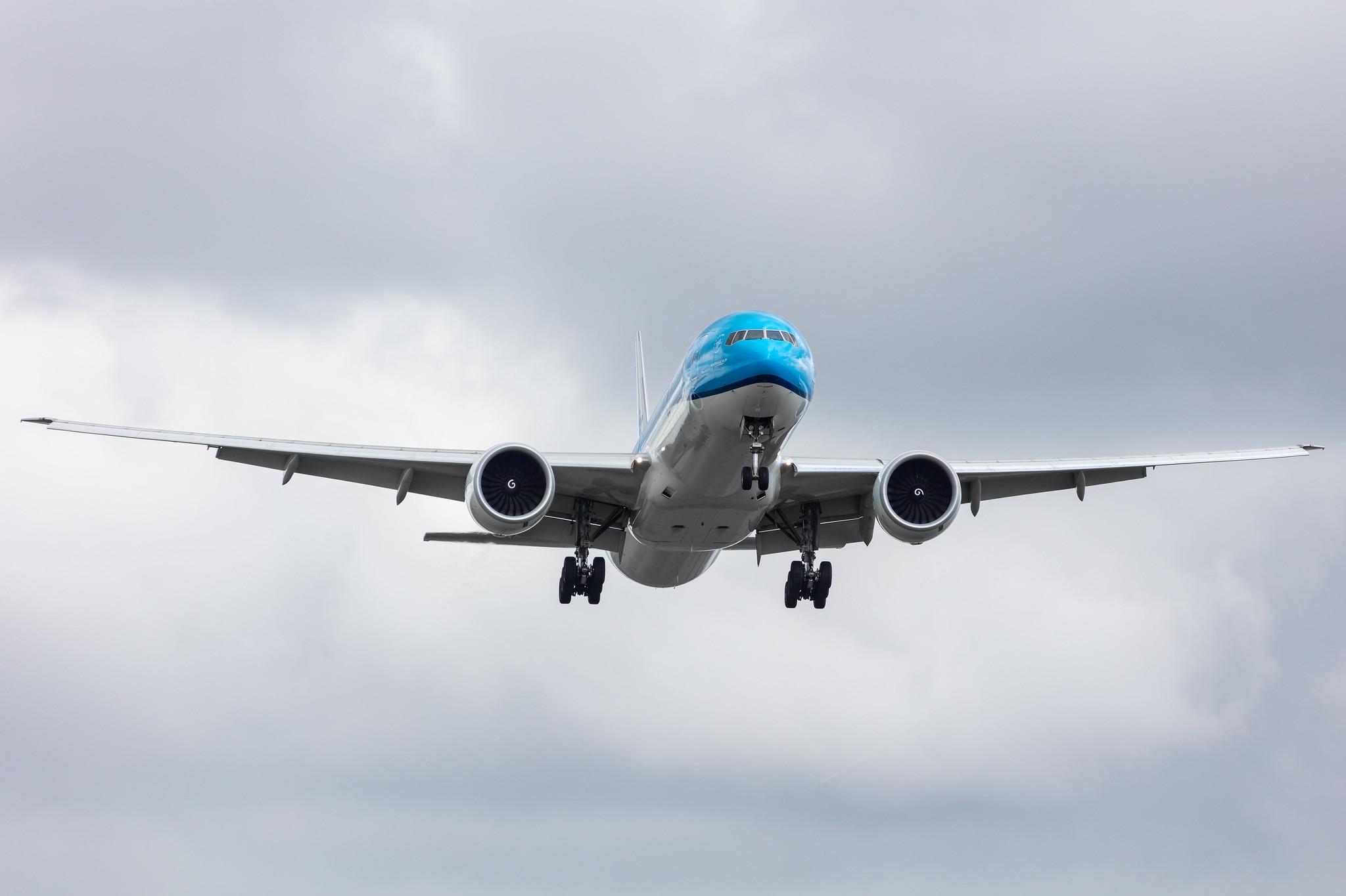 Amsterdam Airport Schiphol: KLM (KL / KLM) |  Boeing 777-306(ER) B77W | PH-BVS | MSN 61604