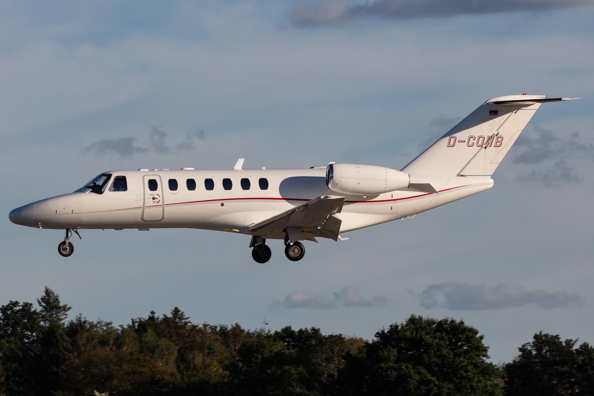 Hamburg Airport: Atlas Air Service |  Cessna 525B CitationJet CJ3 C25B | D-COWB | MSN 525B-0220