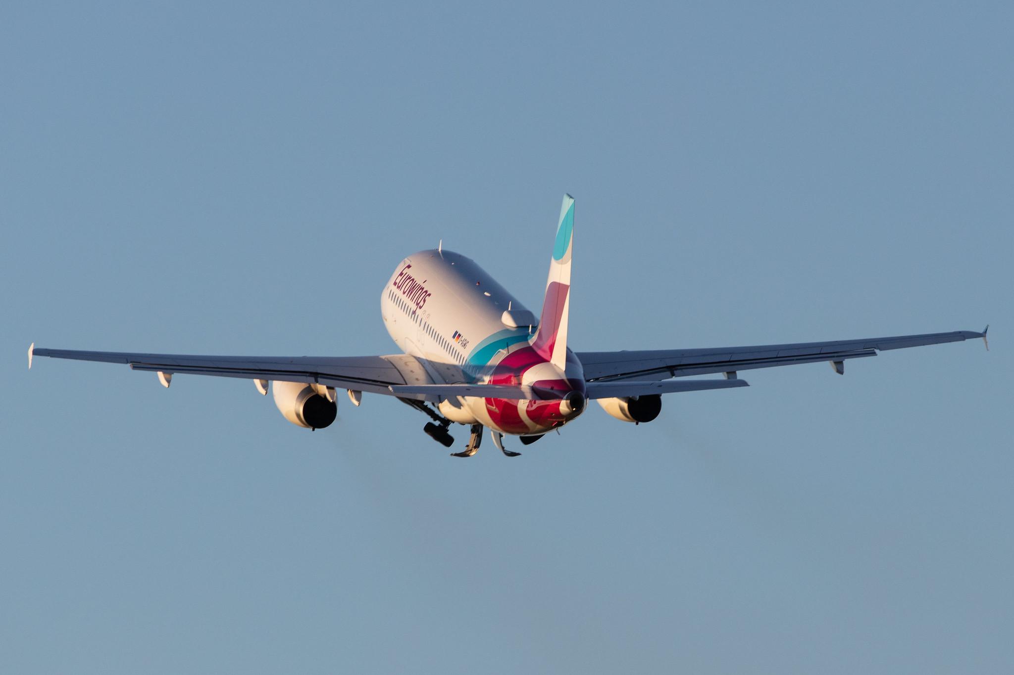 Hamburg Airport: Eurowings (EW / EWG) |  Airbus A319-132 A319 | D-AGWG | MSN 3193