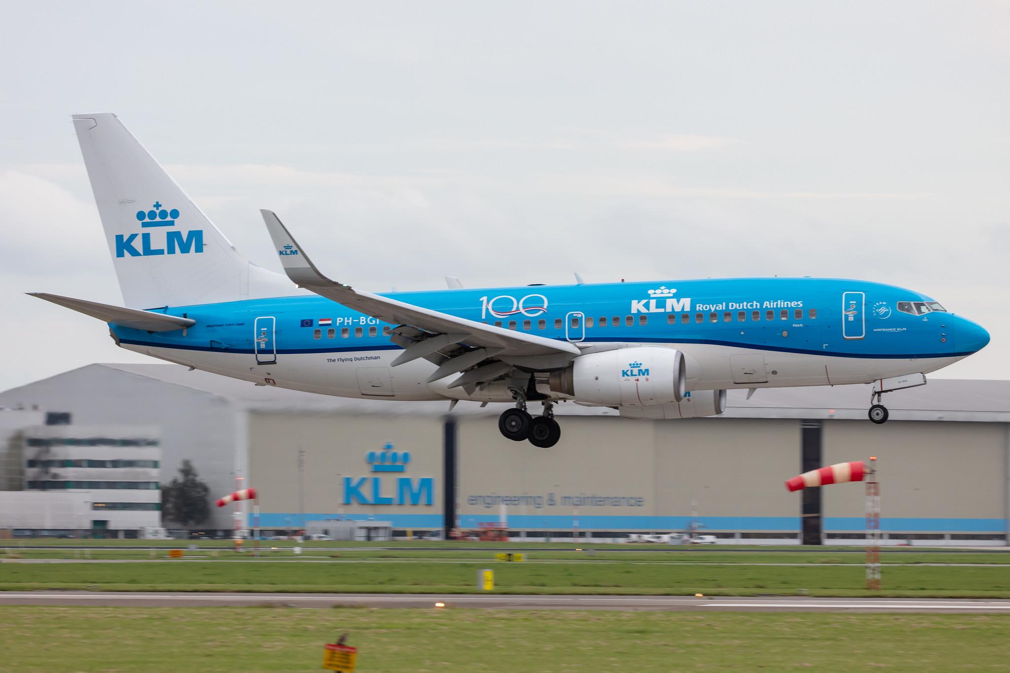 Amsterdam Airport Schiphol: KLM (KL / KLM) |  Boeing 737-7K2 B737 | PH-BGI | MSN 30364