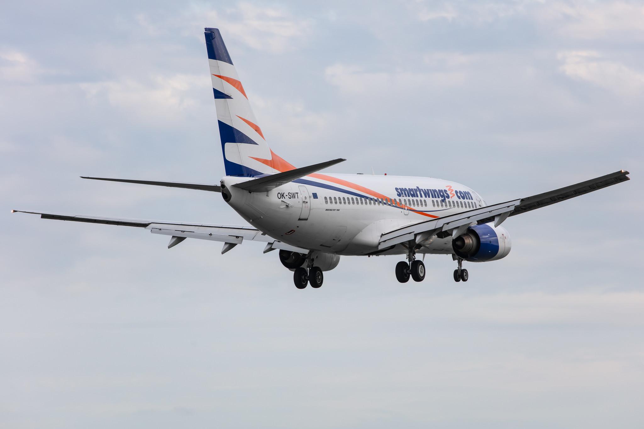 Amsterdam Airport Schiphol: Smartwings (QS / TVS) |  Boeing 737-7Q8 B737 | OK-SWT | MSN 29346