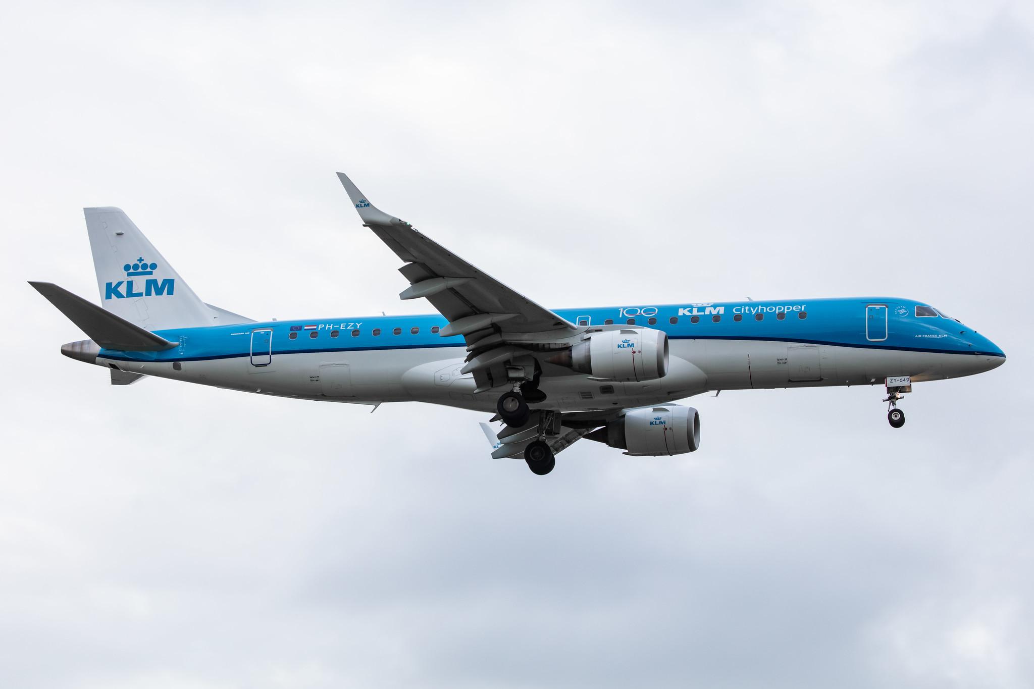 Amsterdam Airport Schiphol: KLM (KL / KLM) | Operator: KLM Cityhopper |  Embraer E190STD E190 | PH-EZY | MSN 19000649