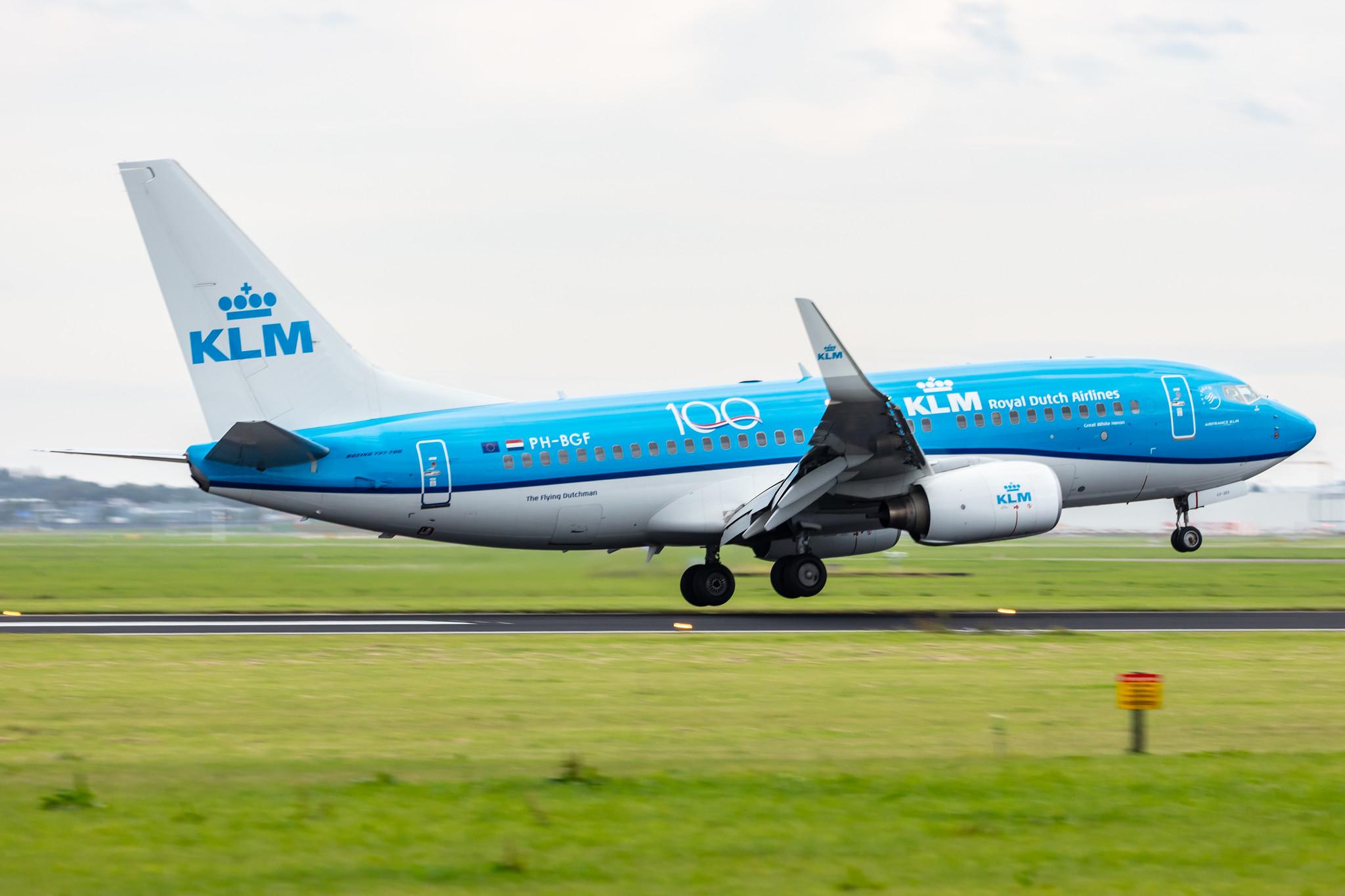 Amsterdam Airport Schiphol: KLM (KL / KLM) |  Boeing 737-7K2 B737 | PH-BGF | MSN 30365