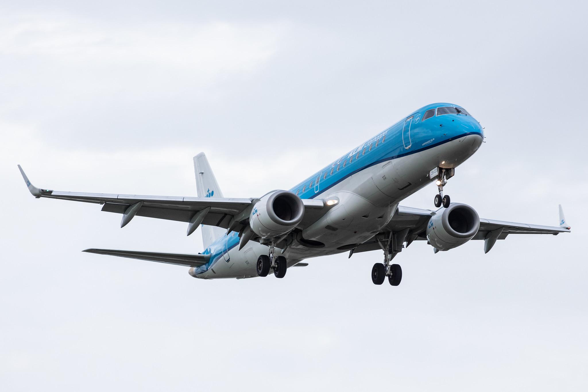 Amsterdam Airport Schiphol: KLM (KL / KLM) | Operator: KLM Cityhopper |  Embraer E190STD E190 | PH-EZB | MSN 19000235