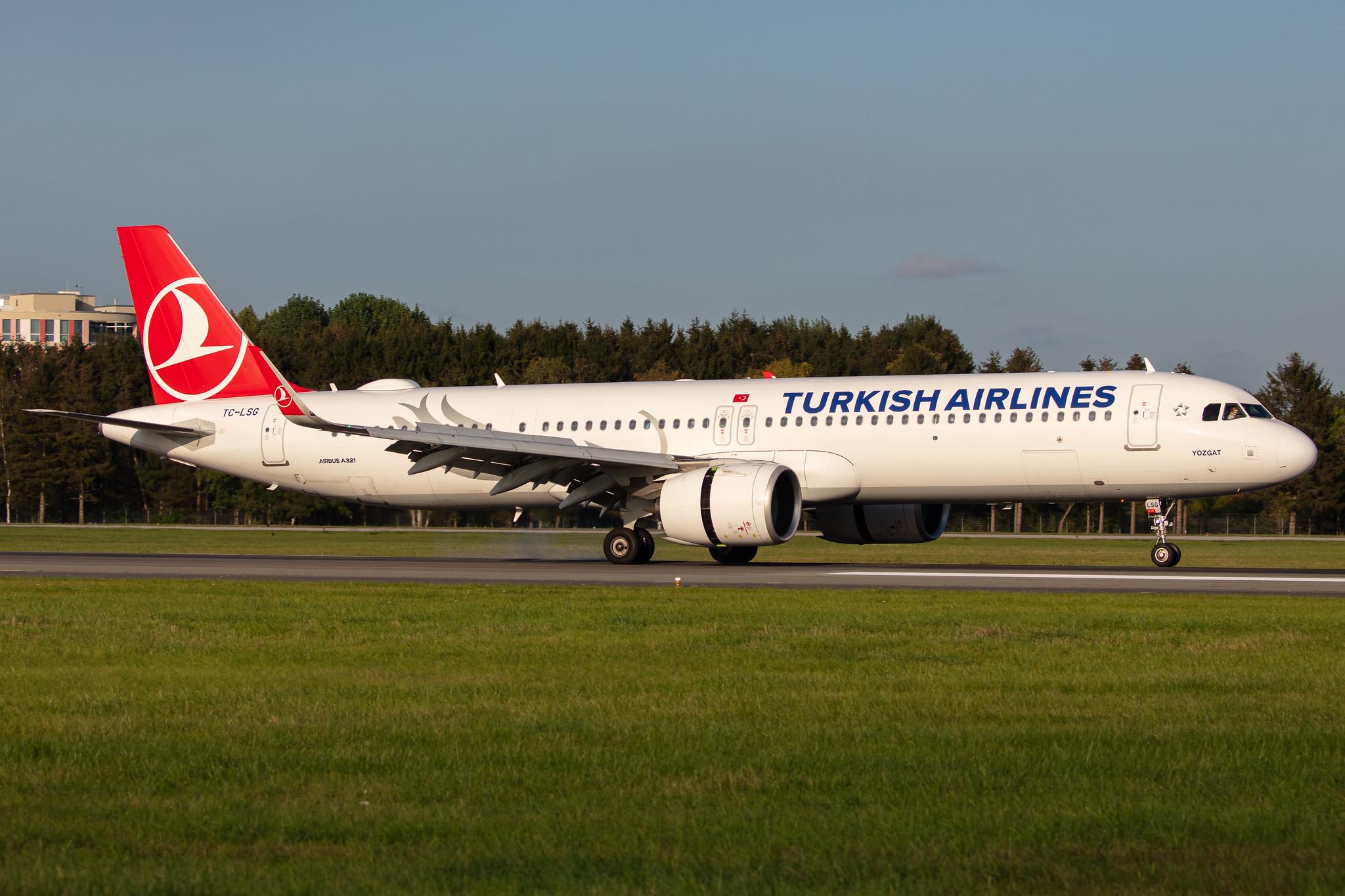 Hamburg Airport: Turkish Airlines (TK / THY) |  Airbus A321-271NX A21N | TC-LSG | MSN 8794