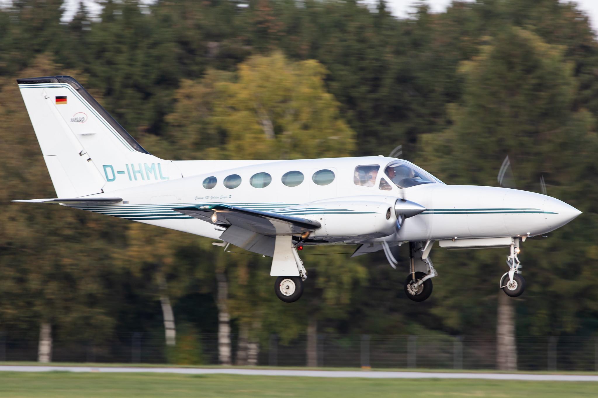 Hamburg Airport: Private owner |  Cessna 421C C421 | D-IHML | MSN 421C1080