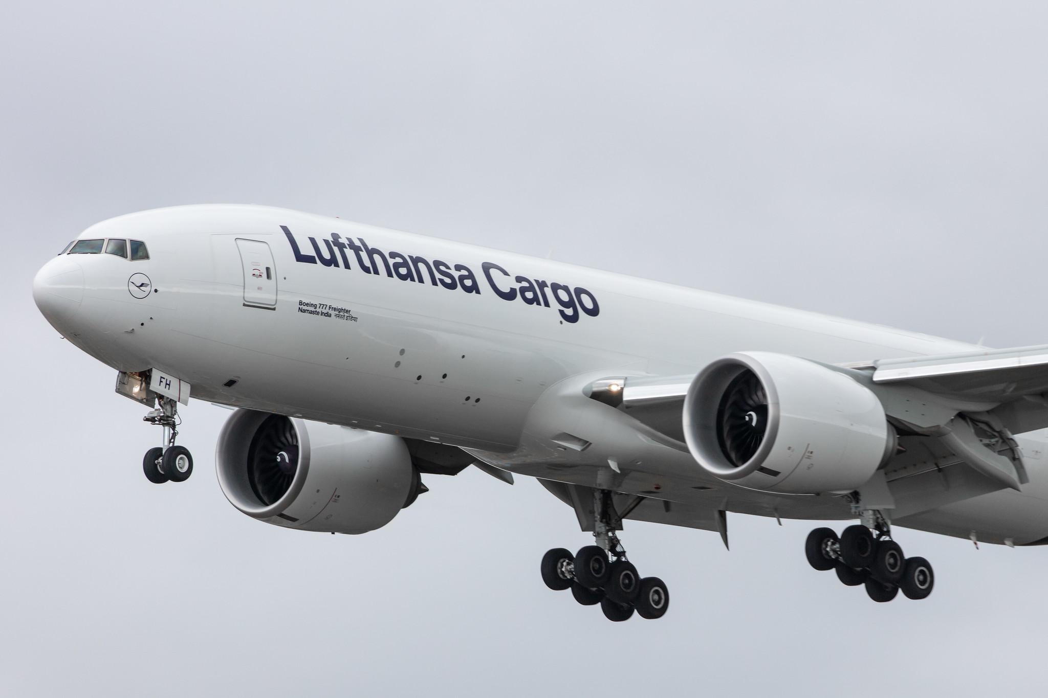 Frankfurt Airport: Lufthansa Cargo (/ GEC) |  Boeing 777-F B77L | D-ALFH | MSN 66911