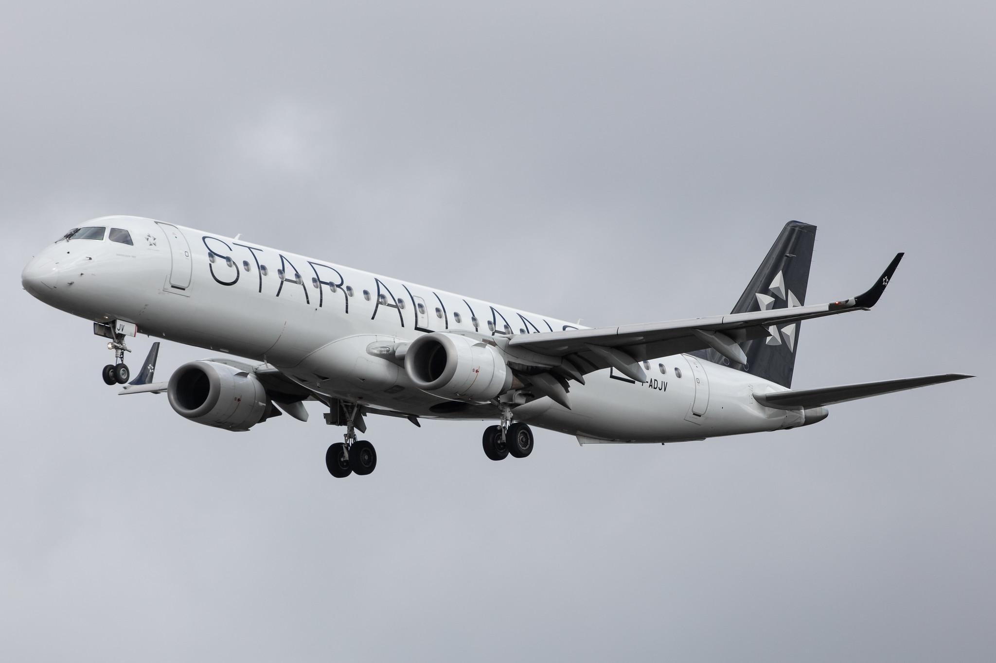 Frankfurt Airport: Air Dolomiti (EN / DLA) |  Livery: Star Alliance Livery |  Embraer E195LR E195 | I-ADJV | MSN 19000308