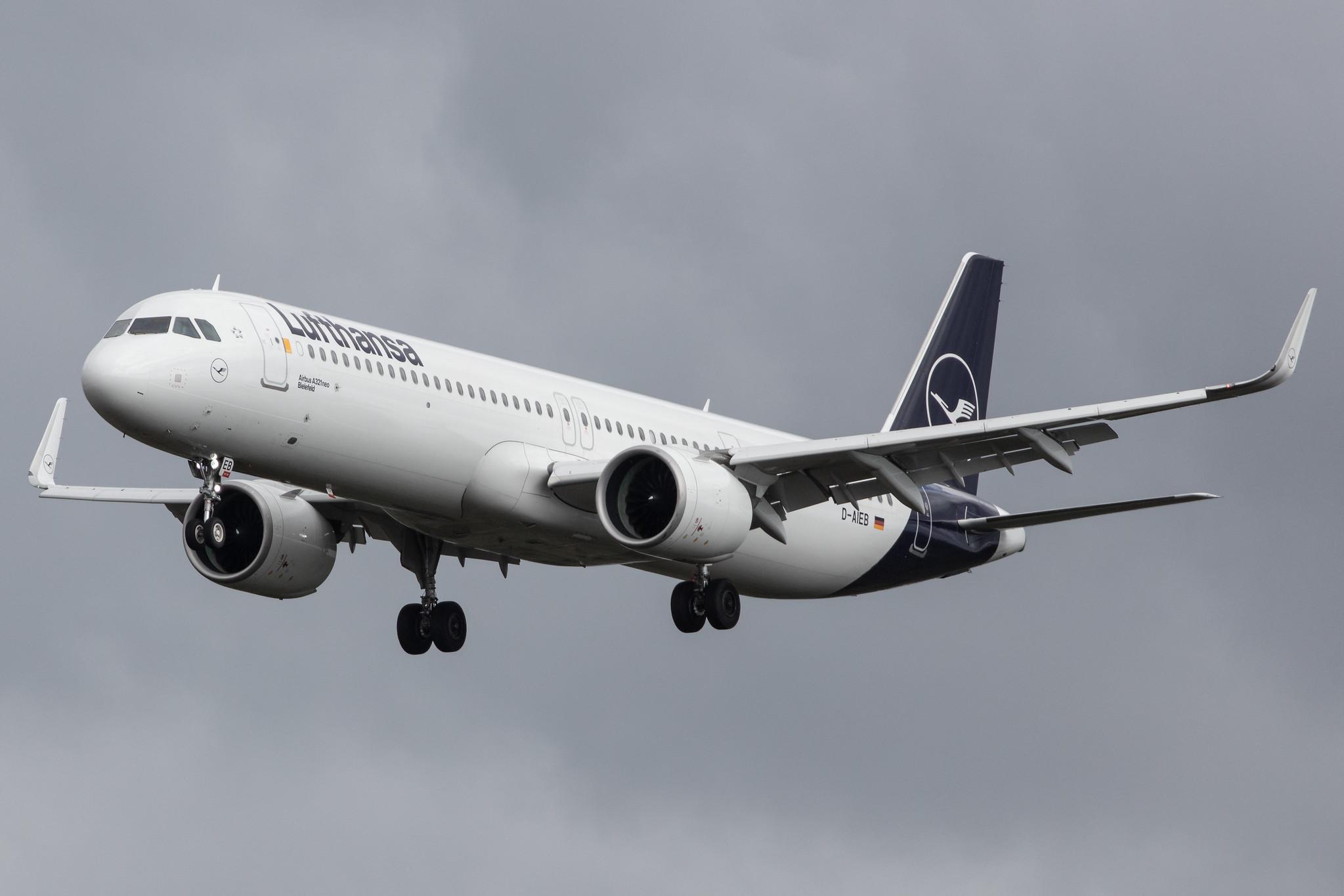 Frankfurt Airport: Lufthansa (LH / DLH) |  Airbus A321-271NX A21N | D-AIEB | MSN 8783
