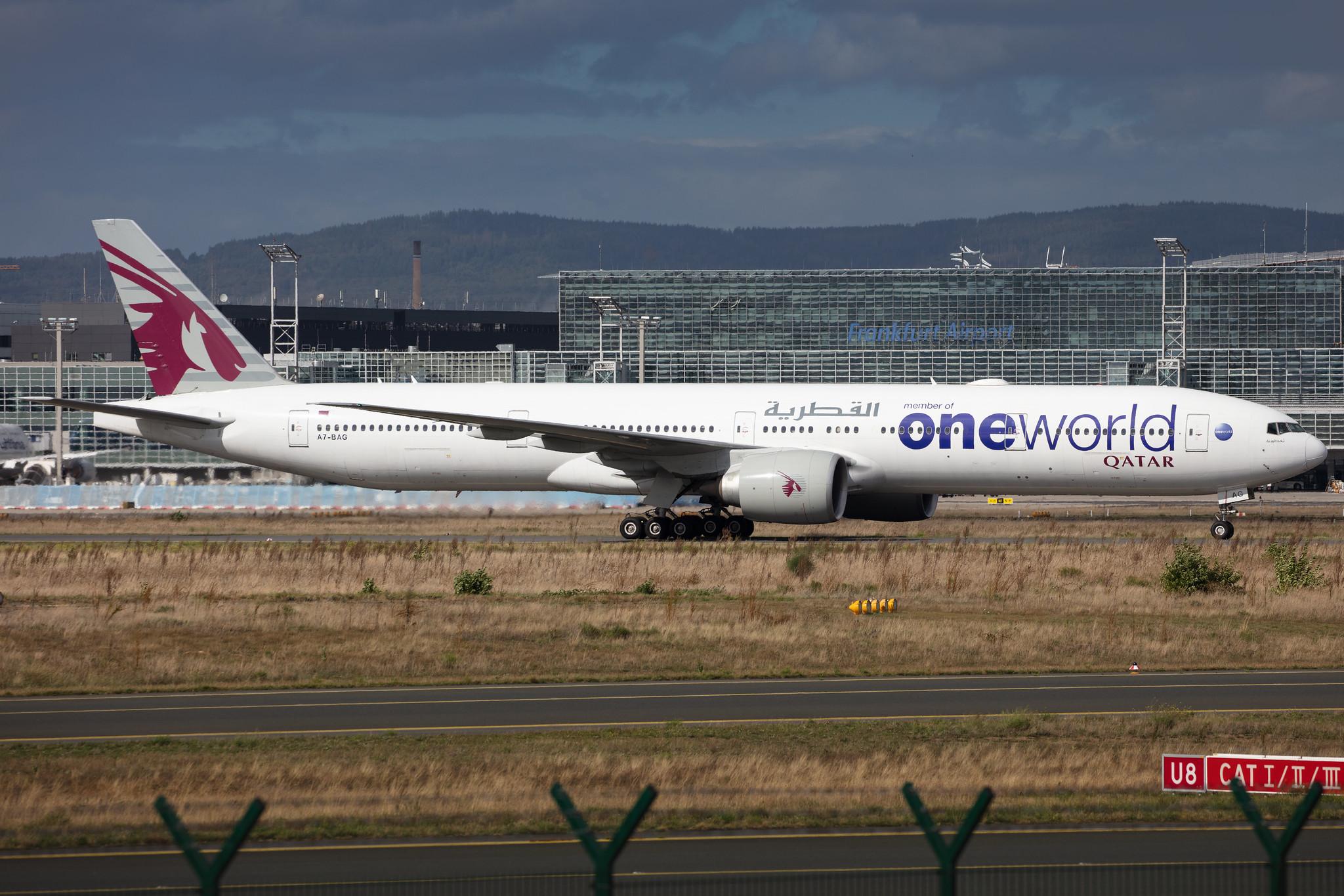 Frankfurt Airport: Qatar Airways (QR / QTR) |  Livery: Oneworld Livery |  Boeing 777-3DZ(ER) B77W | A7-BAG | MSN 36014