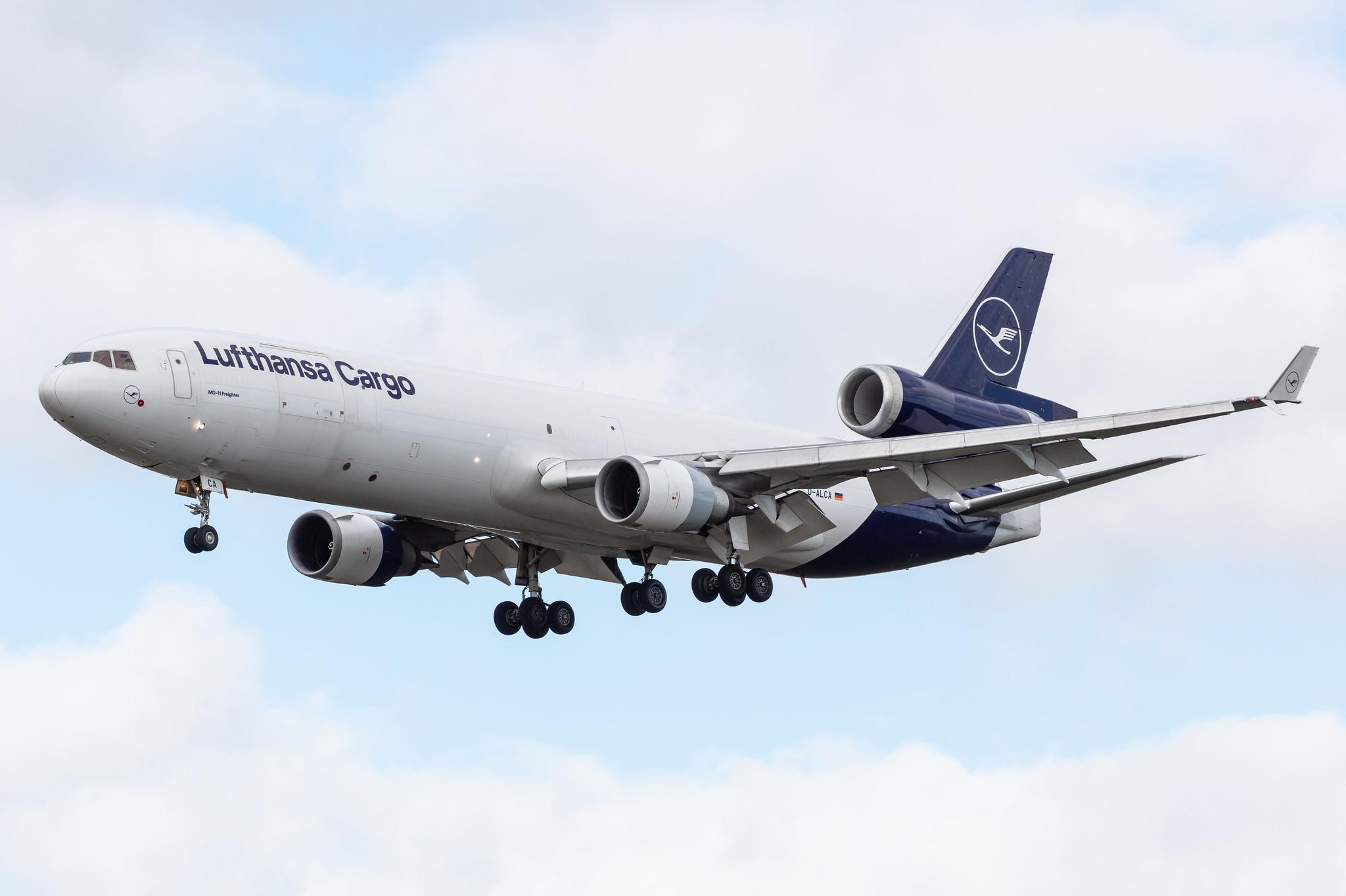 Frankfurt Airport: Lufthansa Cargo (/ GEC) |  McDonnell Douglas MD-11F MD11 | D-ALCA | MSN 48781
