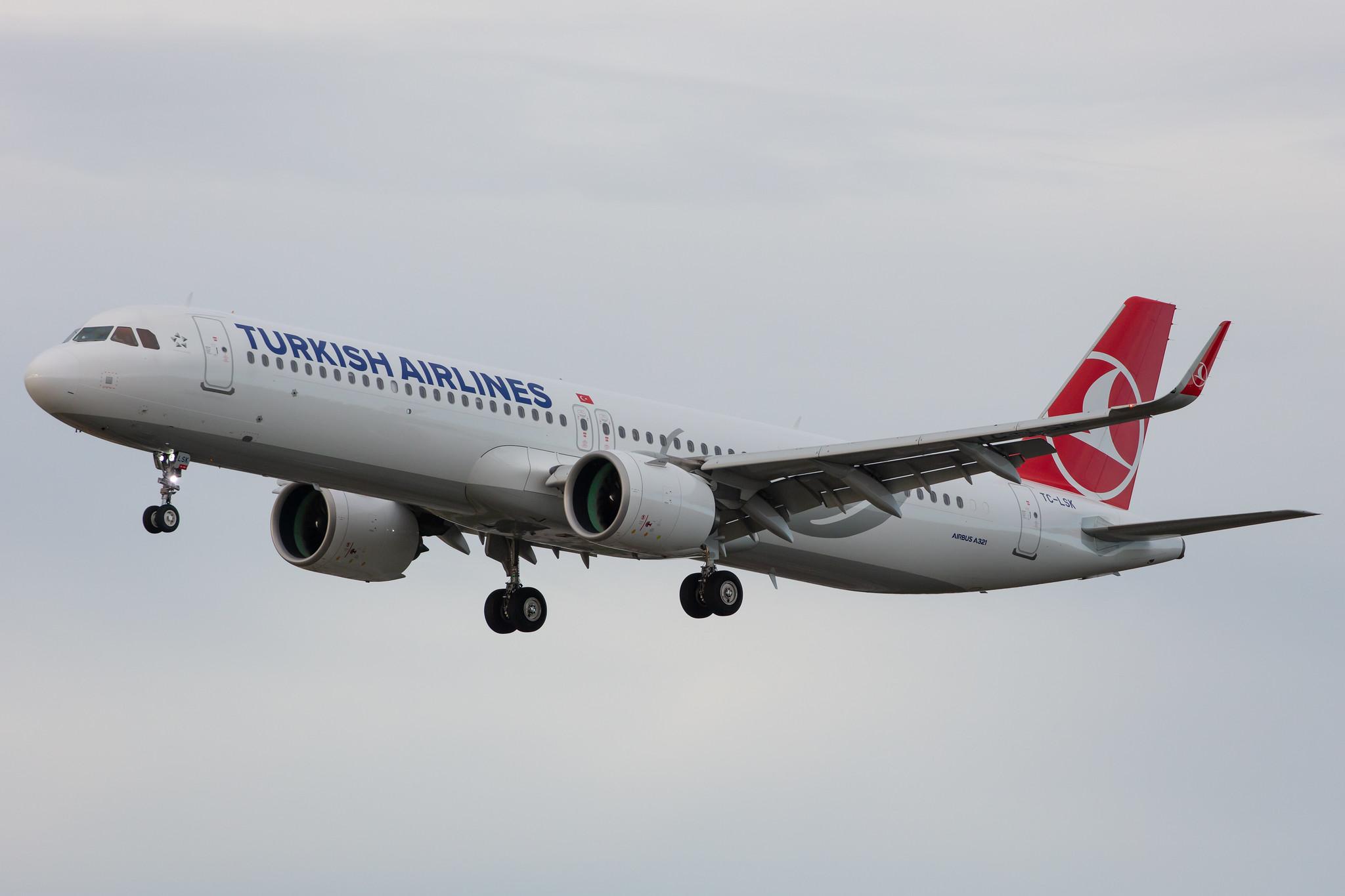 Frankfurt Airport: Turkish Airlines (TK / THY) |  Airbus A321-271NX A21N | TC-LSK | MSN 9082
