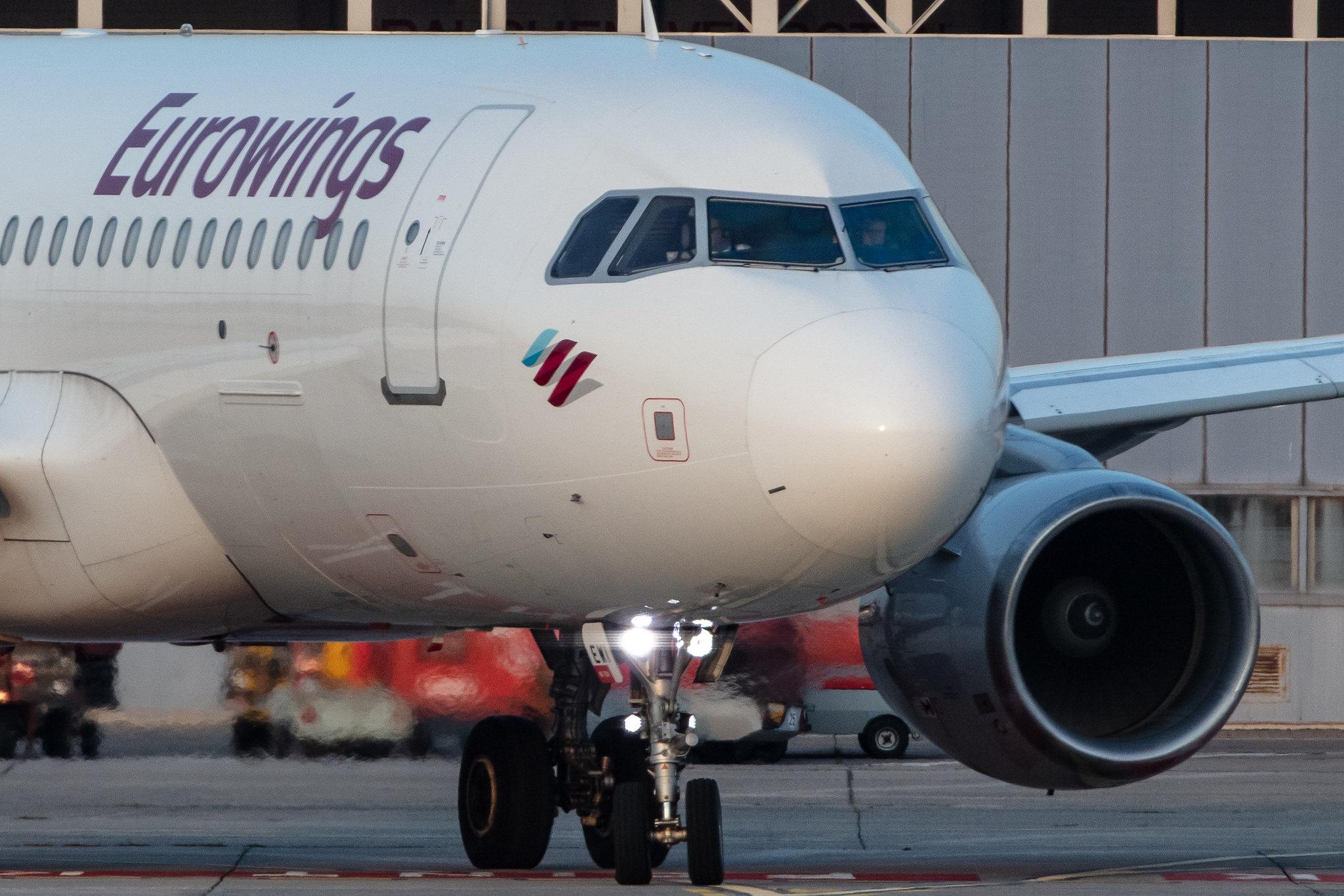 Hamburg Airport: Eurowings (EW / EWG) |  Airbus A320-214 A320 | D-AEWI | MSN 7210