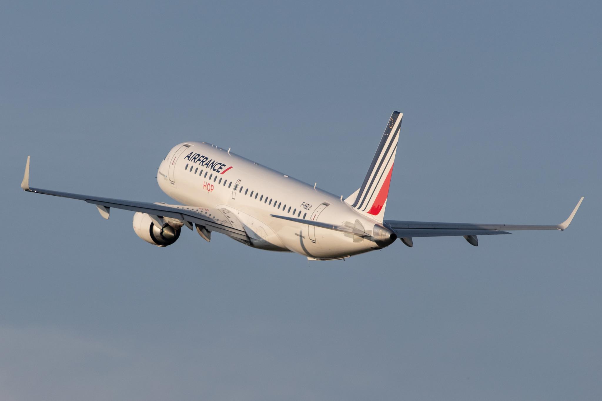 Hamburg Airport: Air France (AF / AFR) | Operator: Air France Hop |  Embraer E190STD E190 | F-HBLO | MSN 19000770