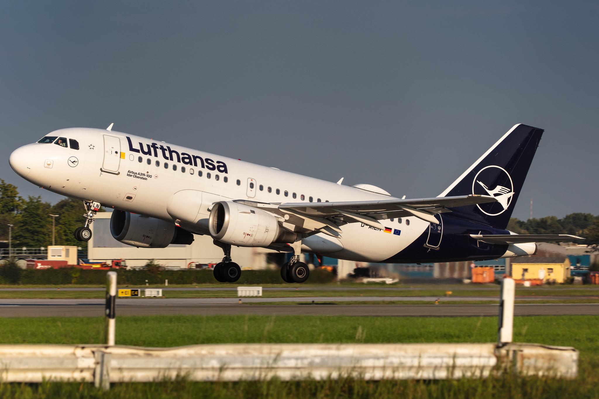 Hamburg Airport: Lufthansa (LH / DLH) |  Airbus A319-114 A319 | D-AILN | MSN 0700