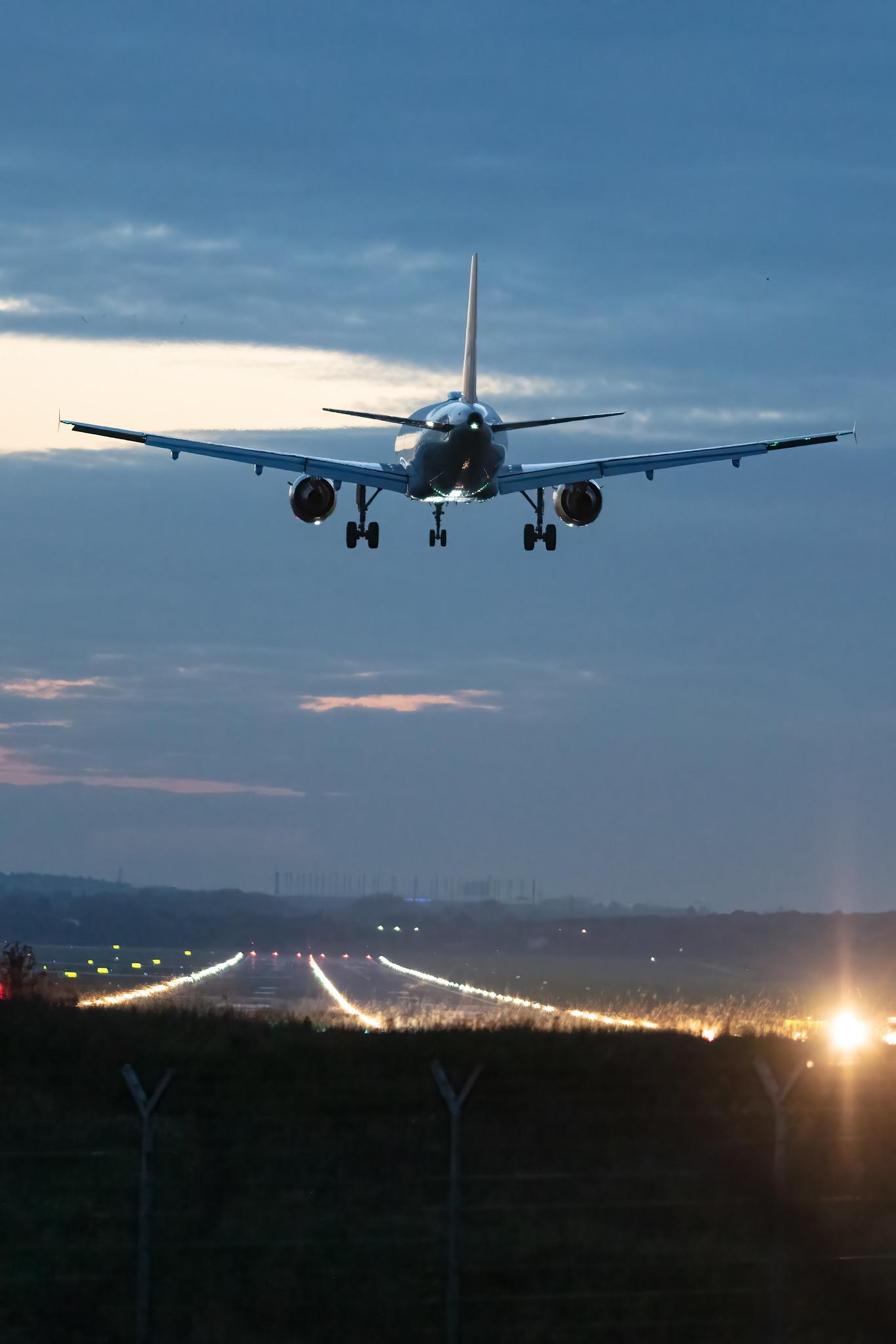 Hamburg Airport: Lufthansa (LH / DLH) |  Livery: Star Alliance Livery |  Airbus A319-114 A319 | D-AILF | MSN 0636