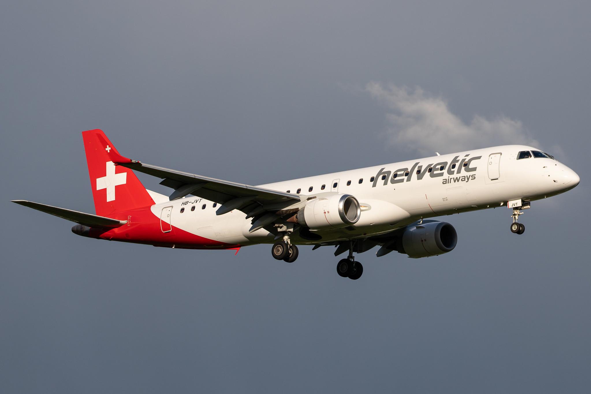 Hamburg Airport: Helvetic Airways (2L / OAW) |  Embraer E190AR E190 | HB-JVT | MSN 19000199