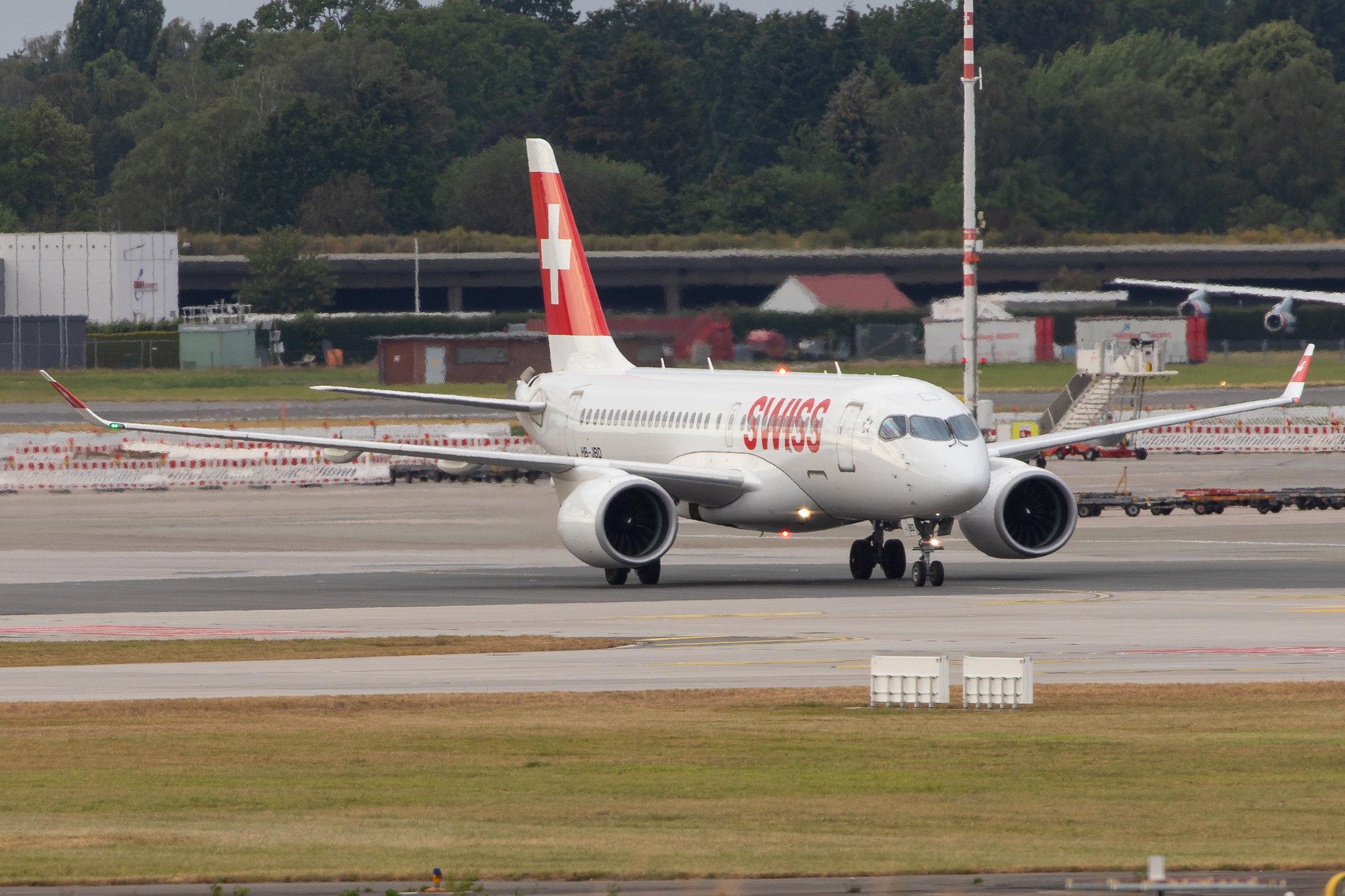Hamburg Airport: Swiss (LX / SWR) |  Airbus A220-100 BCS1 | HB-JBD | MSN 50013