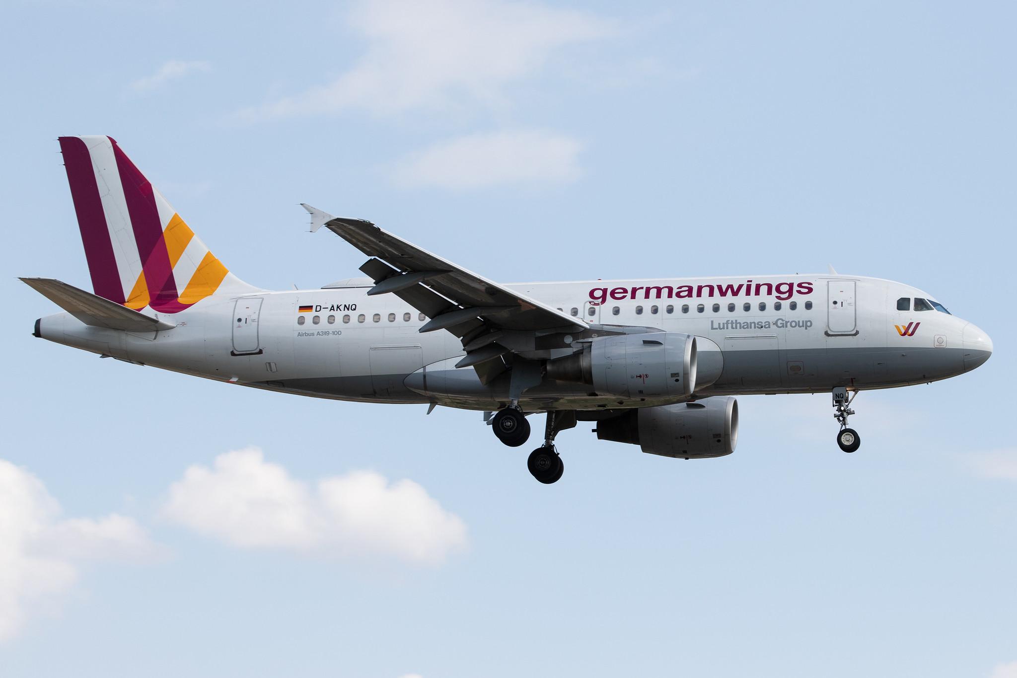 Hamburg Airport: Eurowings (EW / EWG) | Operator: Germanwings |  Airbus A319-112 A319 | D-AKNQ | MSN 1170