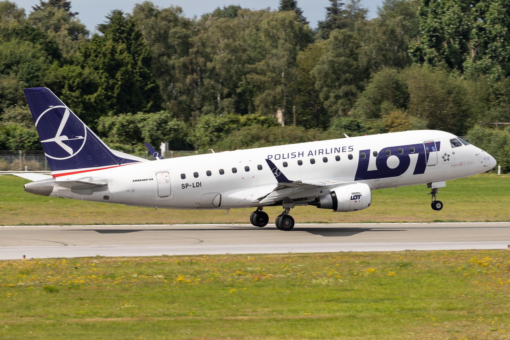 Hamburg Airport: LOT (LO / LOT) |  Embraer E170STD E170 | SP-LDI | MSN 17000073