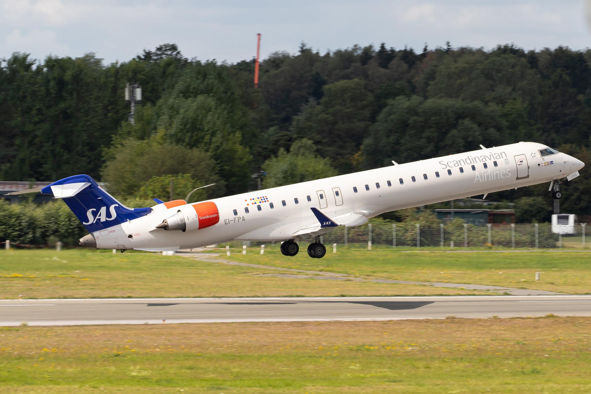 Hamburg Airport: SAS (SK / SAS) | Operator: Cityjet |  Bombardier CRJ-900LR CRJ9 | EI-FPA | MSN 15398