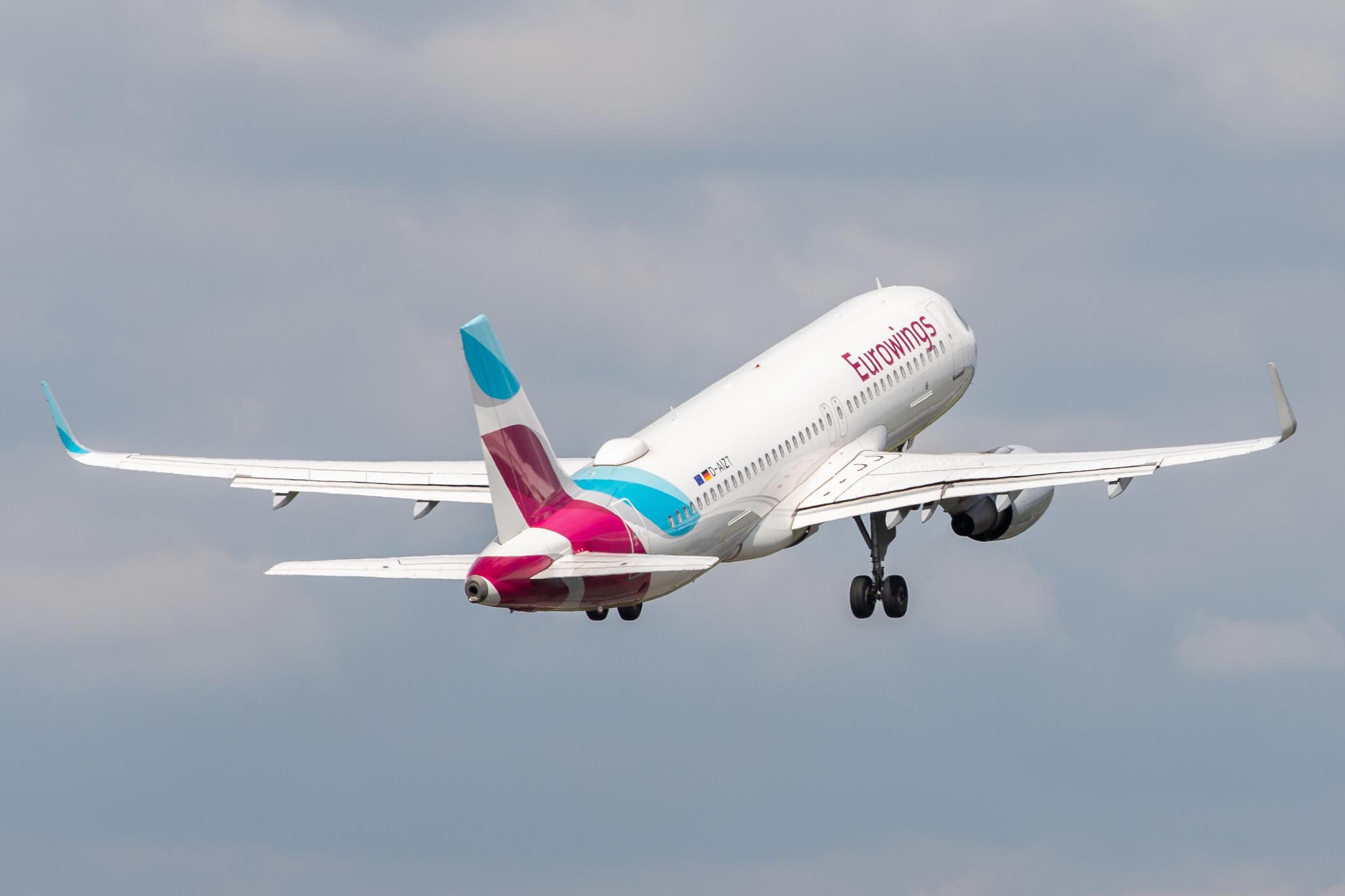 Hamburg Airport: Eurowings (EW / EWG) |  Airbus A320-214 A320 | D-AIZT | MSN 5601