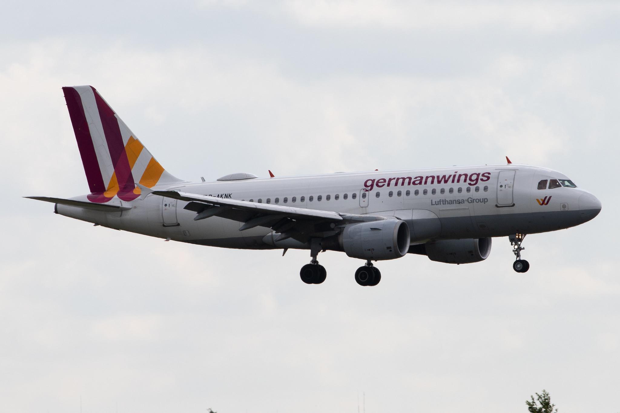 Hamburg Airport: Eurowings (EW / EWG) | Operator: Germanwings |  Airbus A319-112 A319 | D-AKNK | MSN 1077