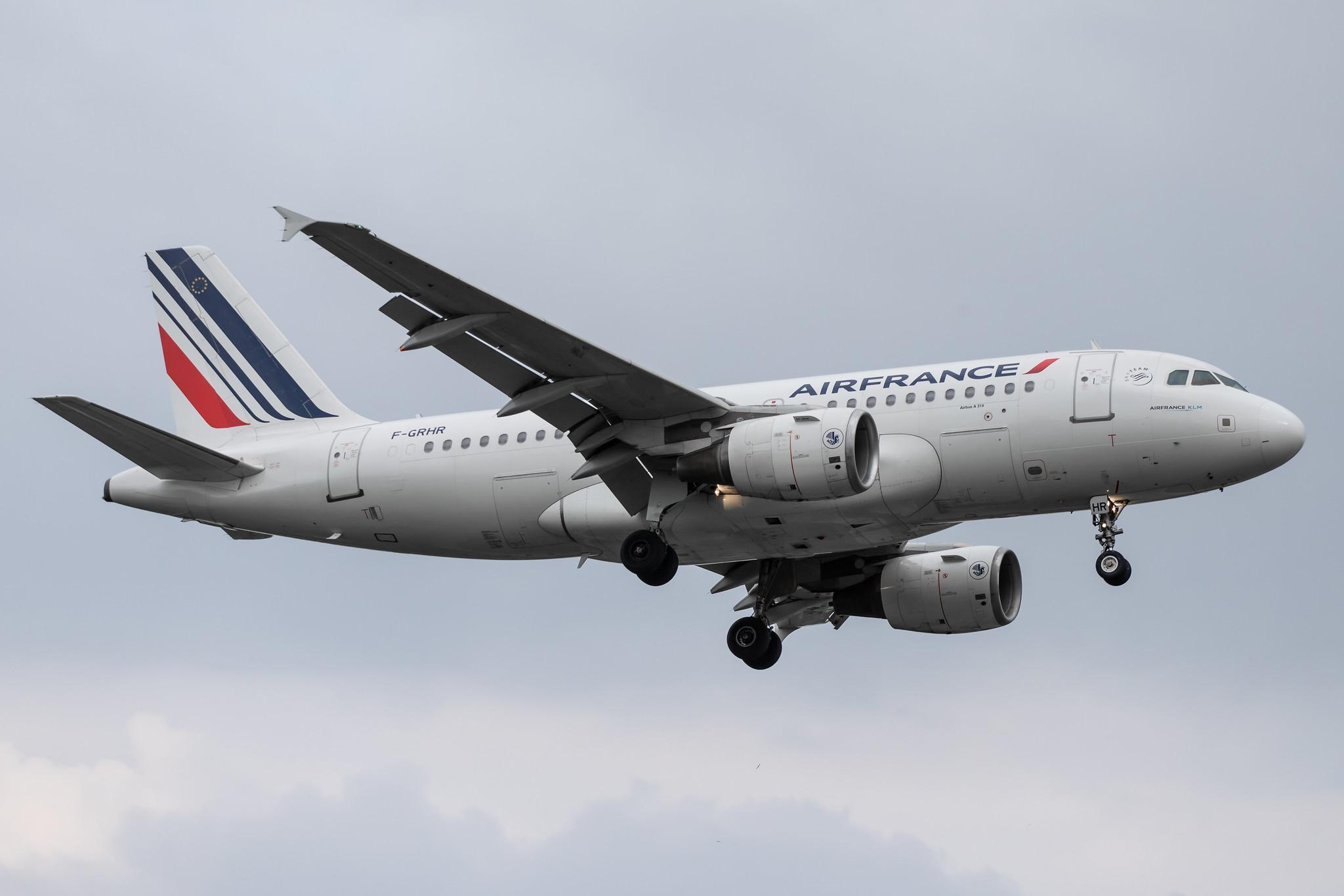 Hamburg Airport: Air France (AF / AFR) |  Airbus A319-111 A319 | F-GRHR | MSN 1415