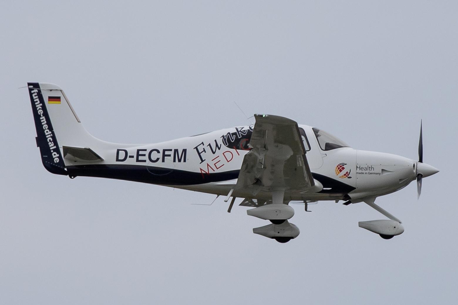 Hamburg Airport: Private owner |  Cirrus SR22T S22T | D-ECFM | MSN 1256