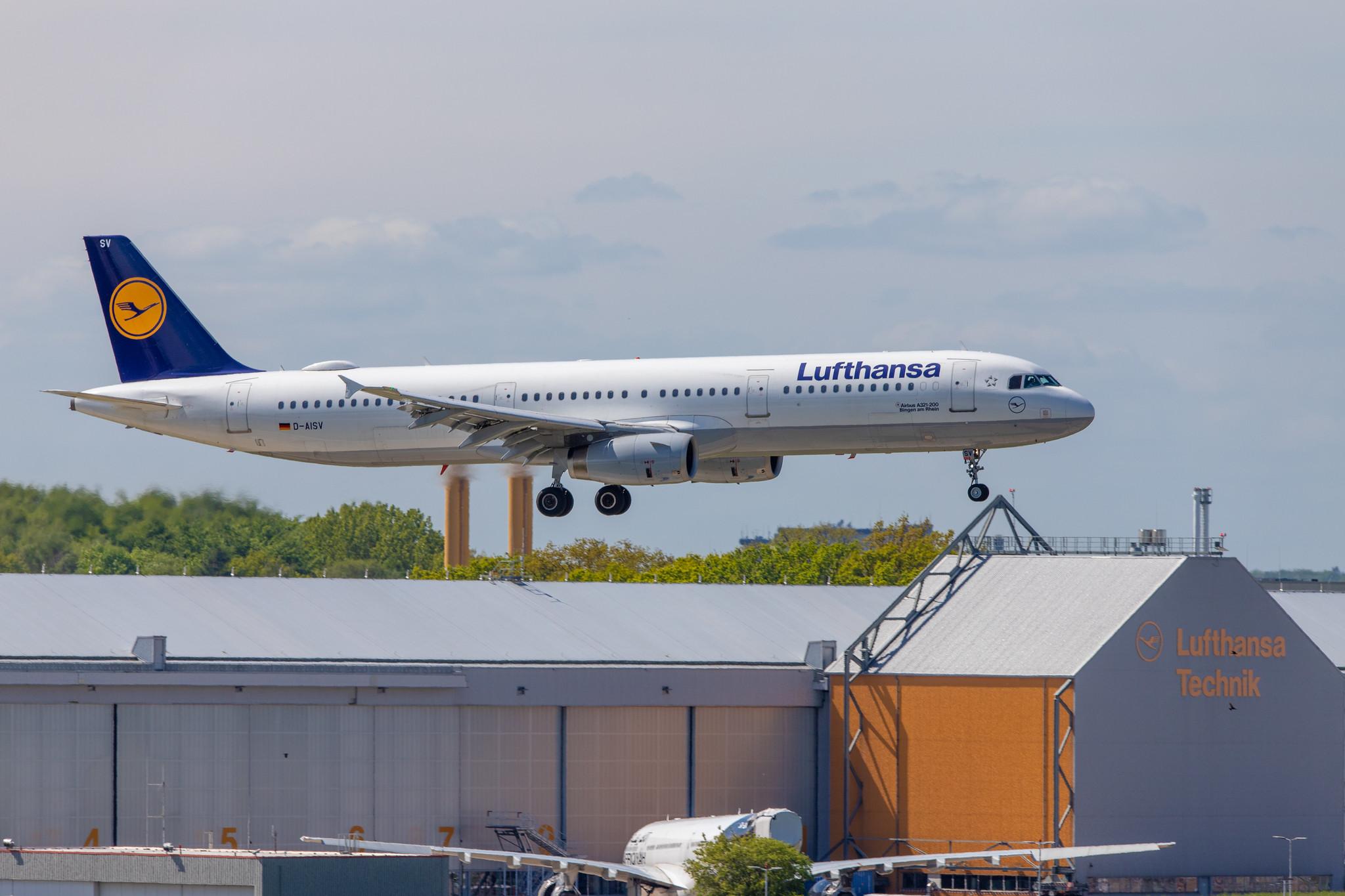 Hamburg Airport: Lufthansa (LH / DLH) |  Airbus A321-231 A321 | D-AISV | MSN 4050