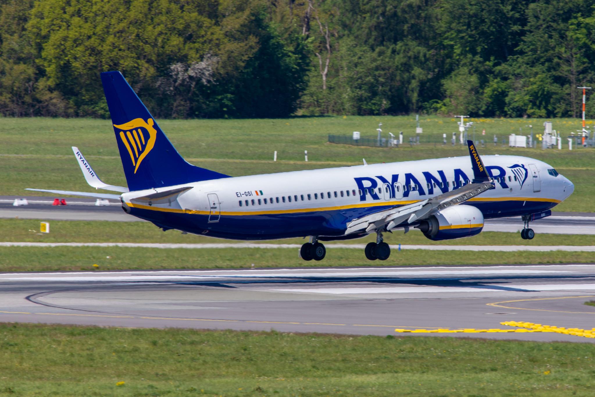 Hamburg Airport: Ryanair (FR / RYR) |  Boeing 737-8AS B738 | EI-GSI | MSN 44848