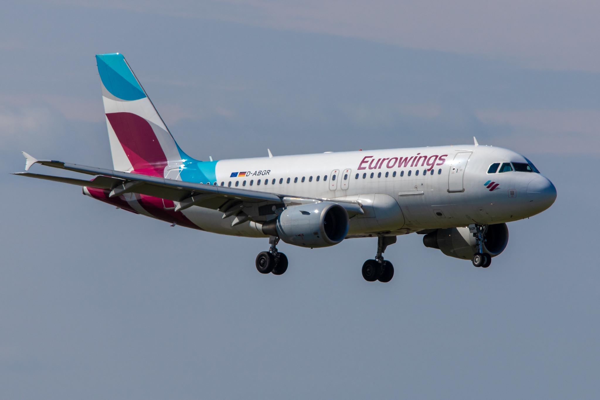 Hamburg Airport: Eurowings (EW / EWG) |  Airbus A319-112 A319 | D-ABGR | MSN 3704