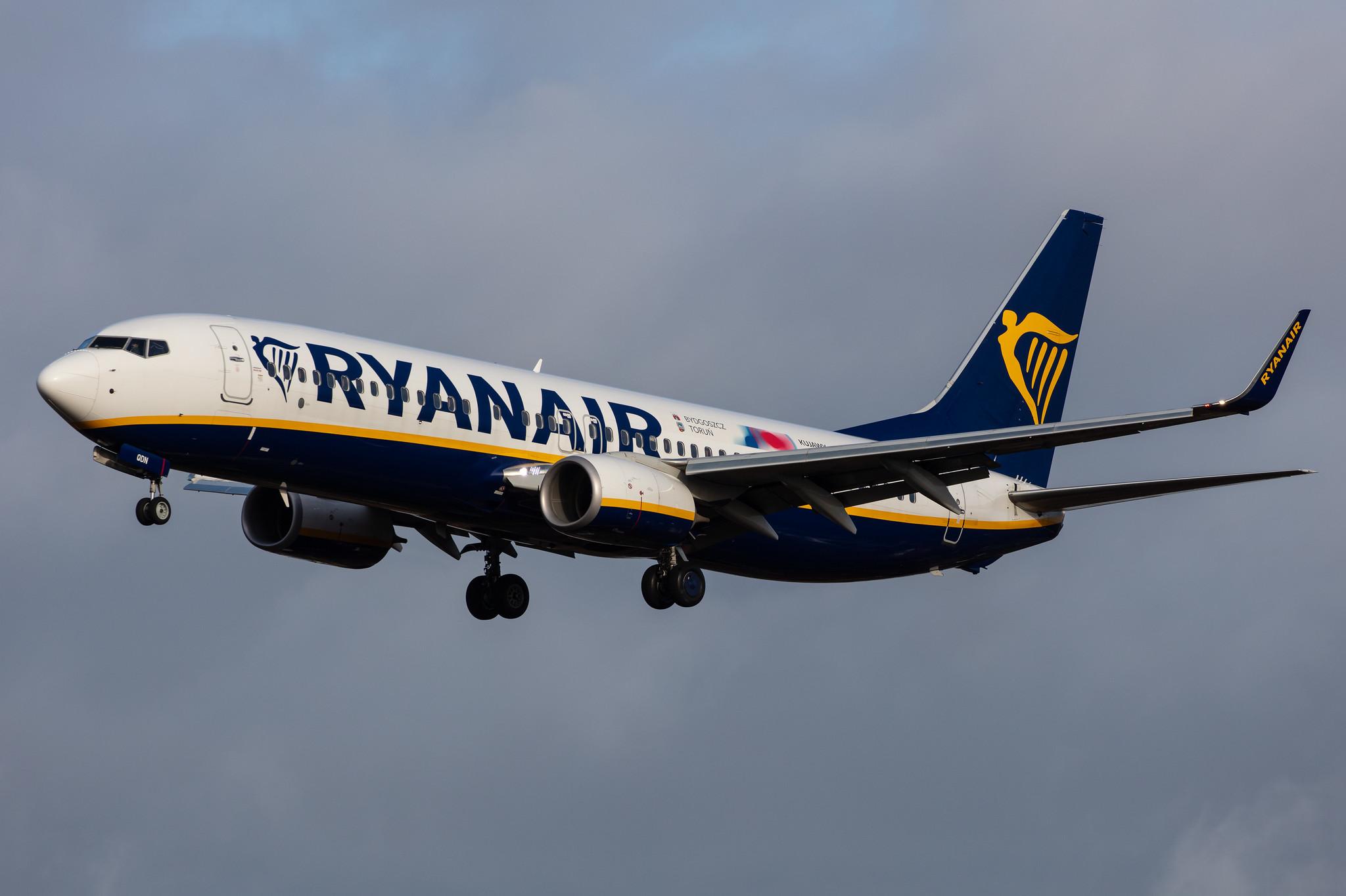 Hamburg Airport: Ryanair (FR / RYR) | Operator: Malta Air |  Boeing 737-8AS B738 | 9H-QDN | MSN 44763